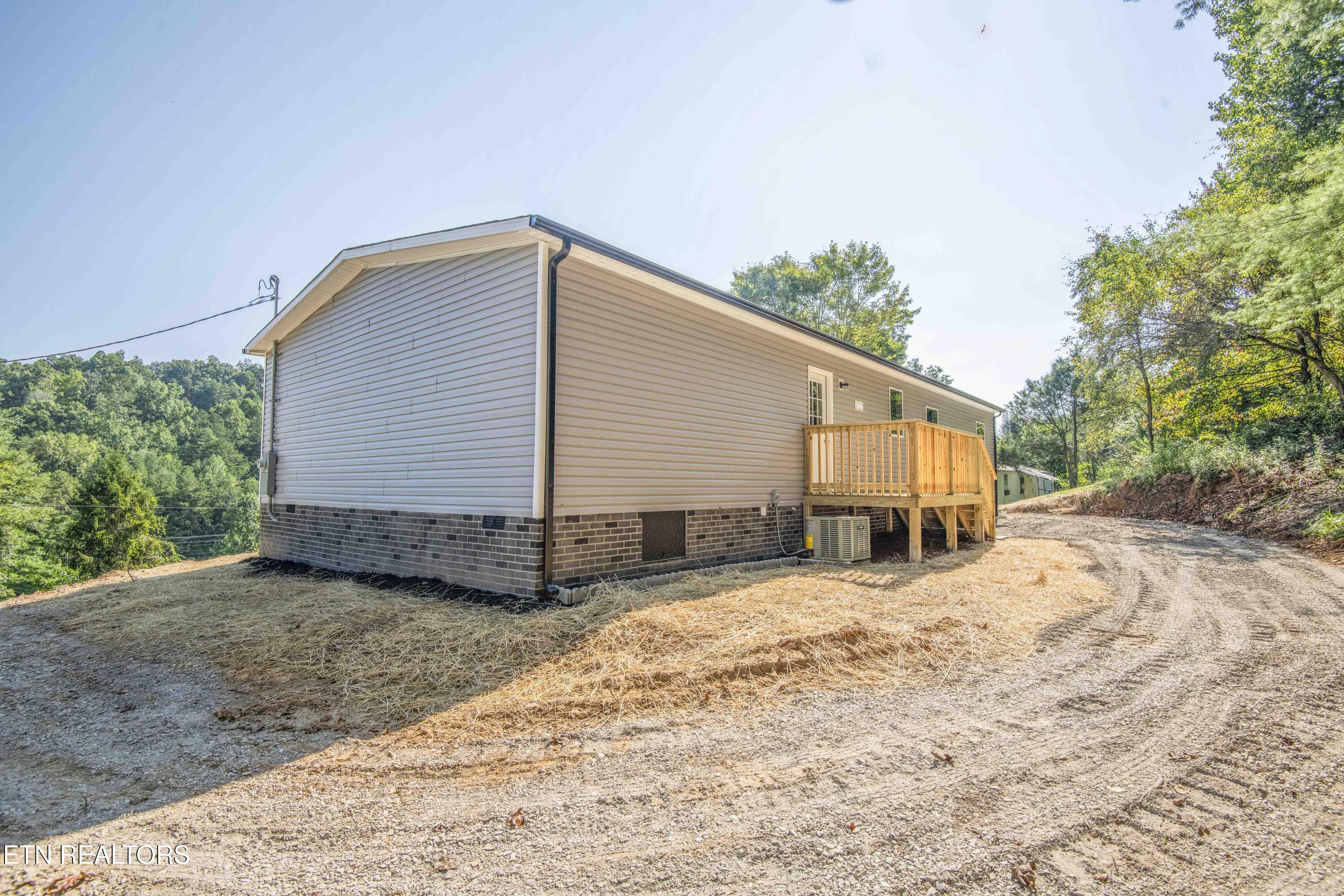 239 Honey Drive New Tazewell TN 37825