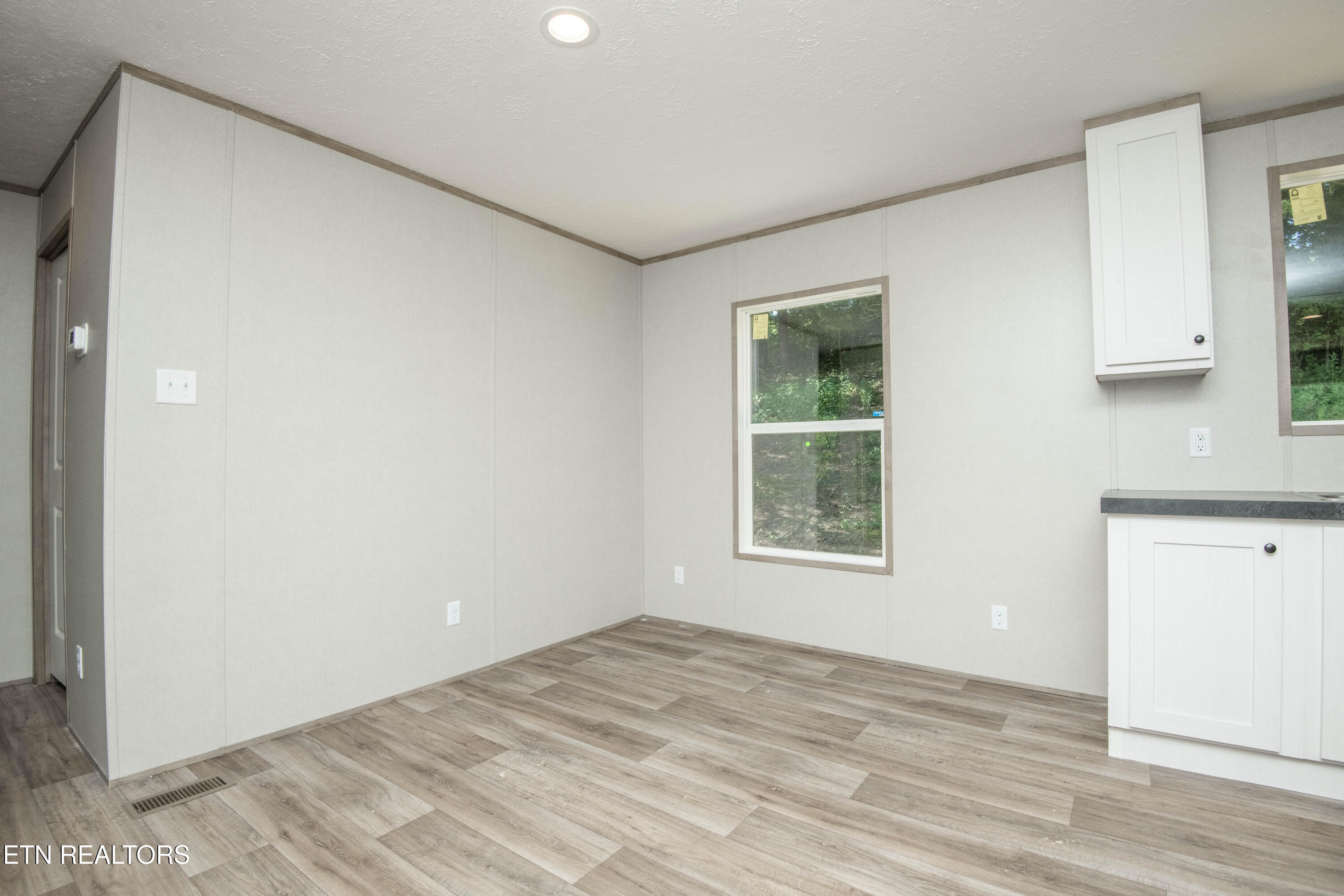 239 Honey Drive New Tazewell TN 37825