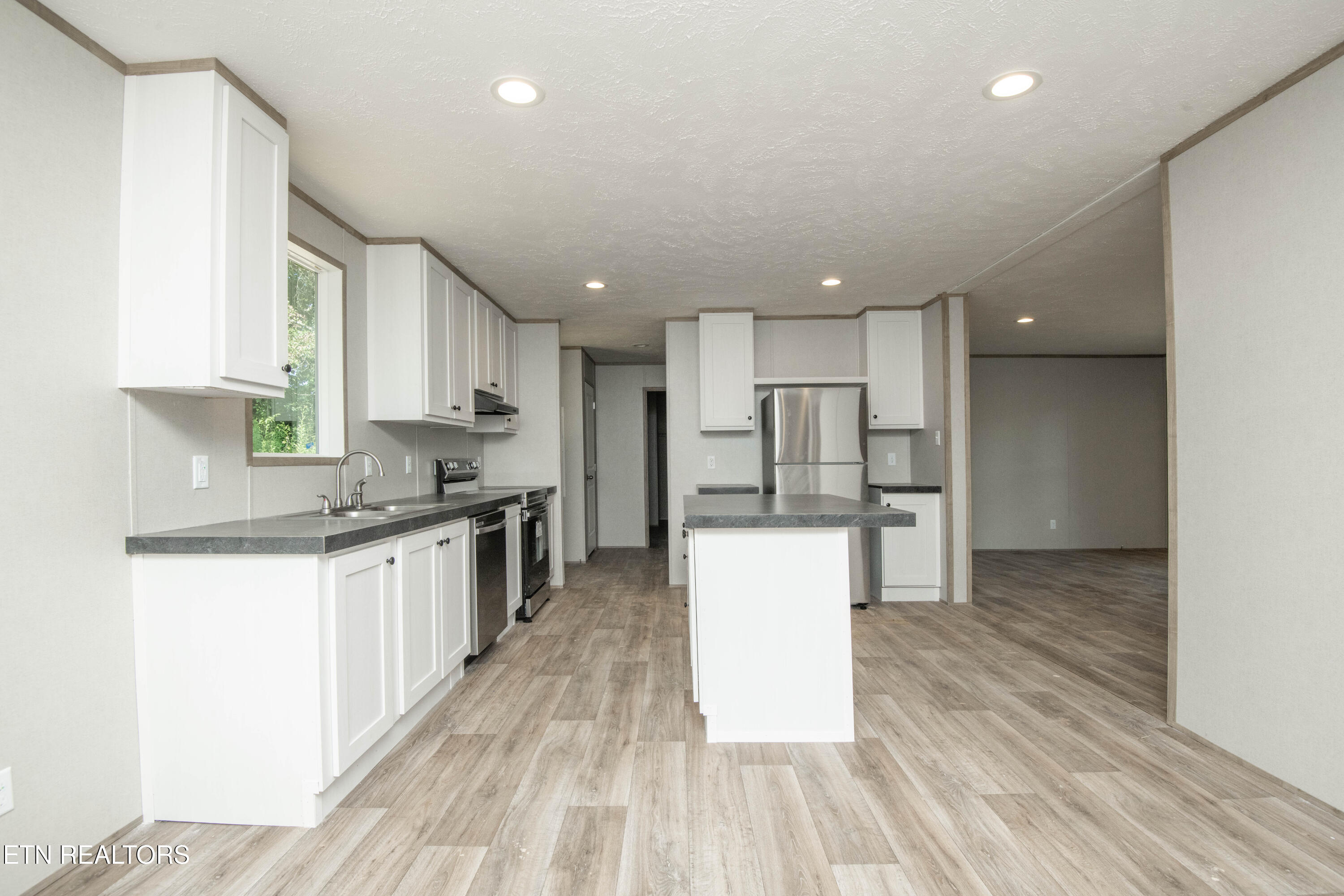 239 Honey Drive New Tazewell TN 37825
