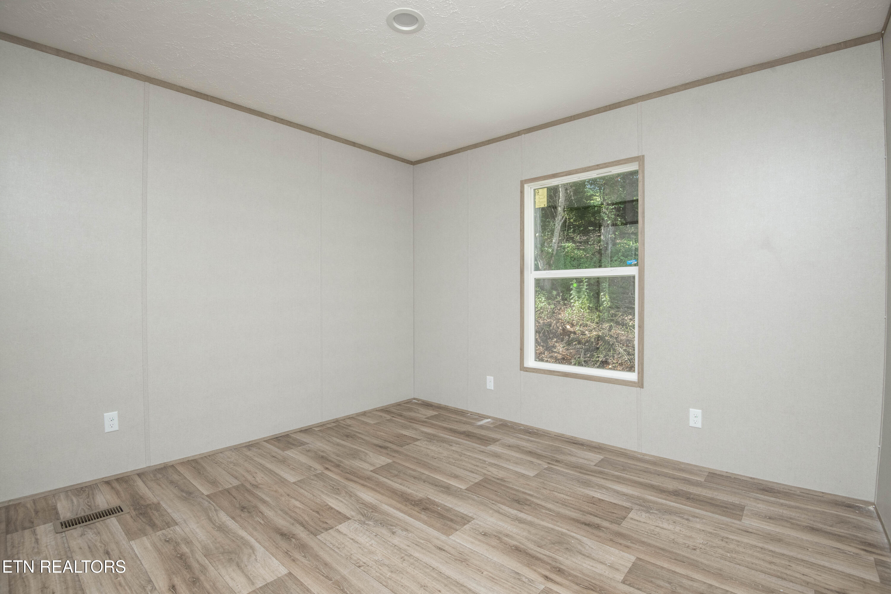 239 Honey Drive New Tazewell TN 37825
