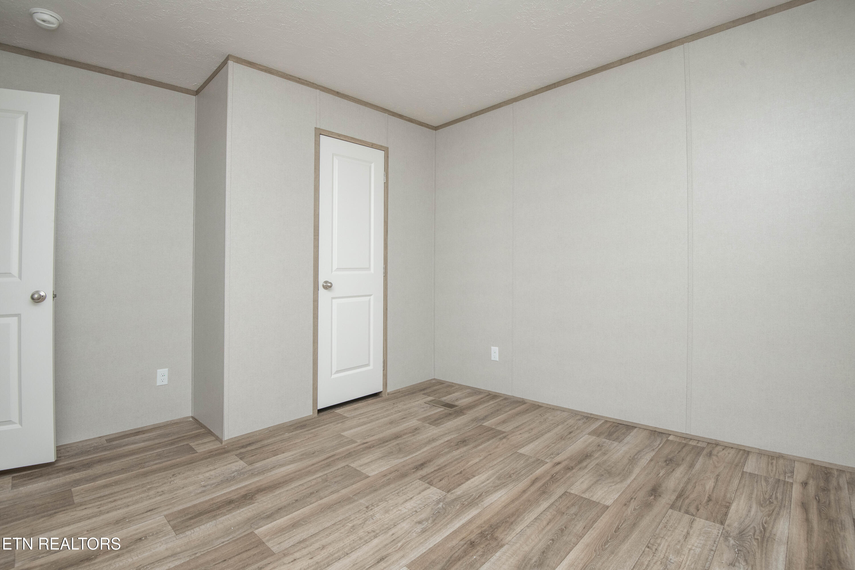 239 Honey Drive New Tazewell TN 37825