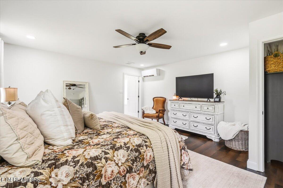 211 Pump Hollow Road Speedwell TN 37870
