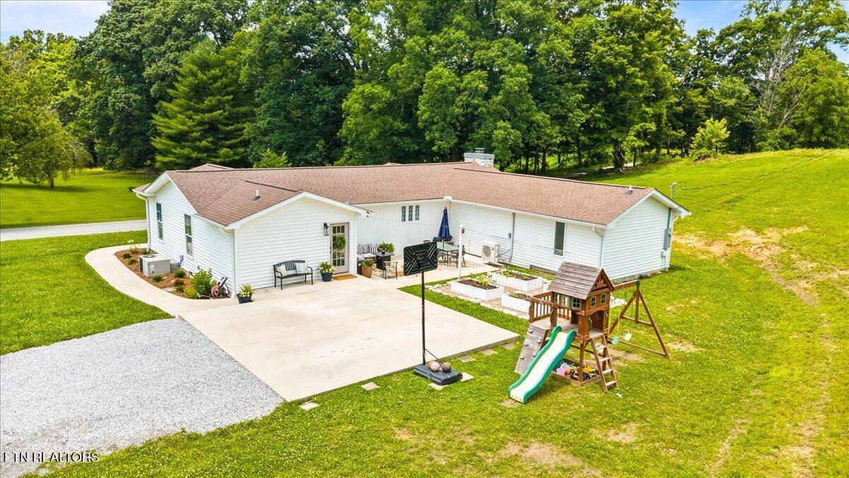 211 Pump Hollow Road Speedwell TN 37870