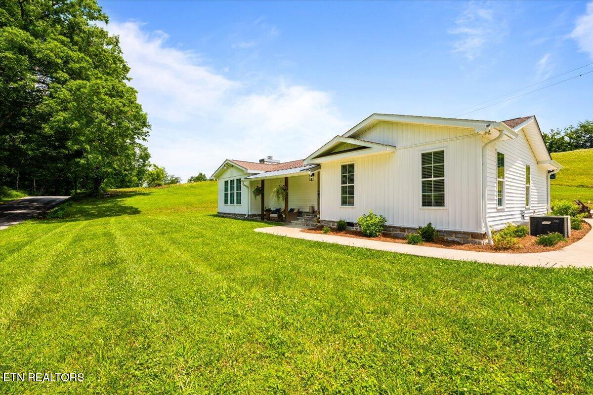 211 Pump Hollow Road Speedwell TN 37870