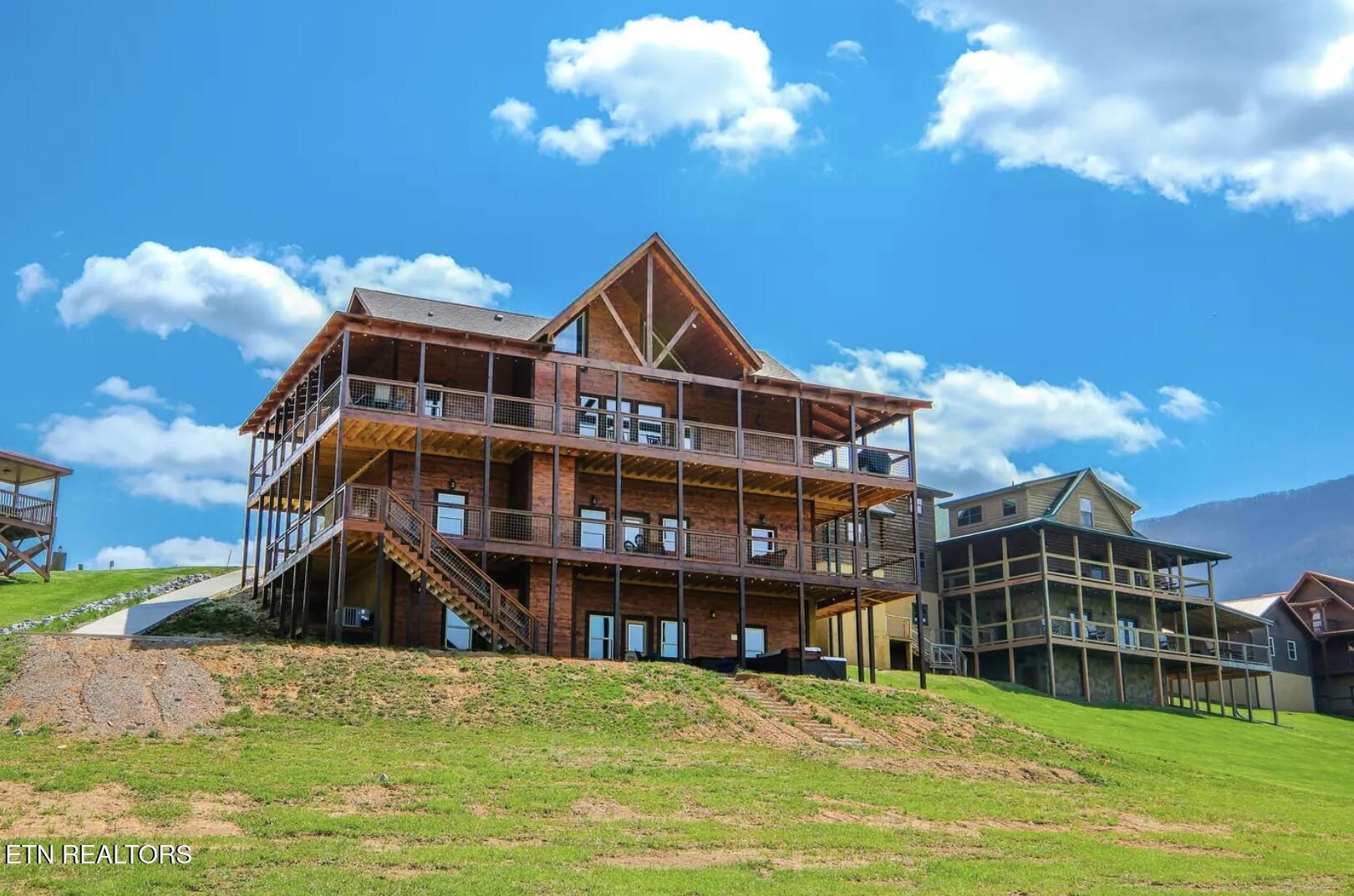 3453 Cove Meadows Drive Sevierville TN 37862