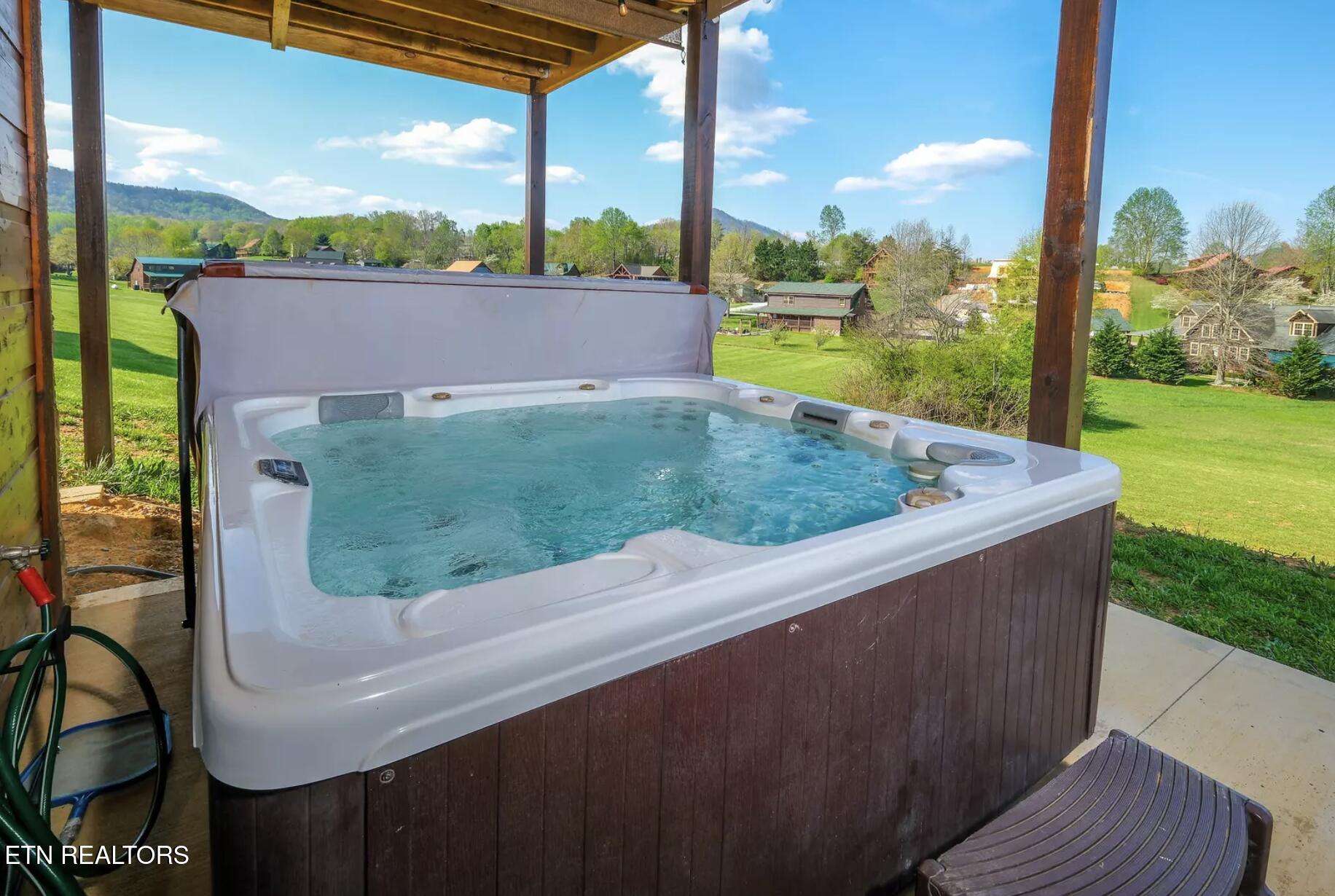 3453 Cove Meadows Drive Sevierville TN 37862