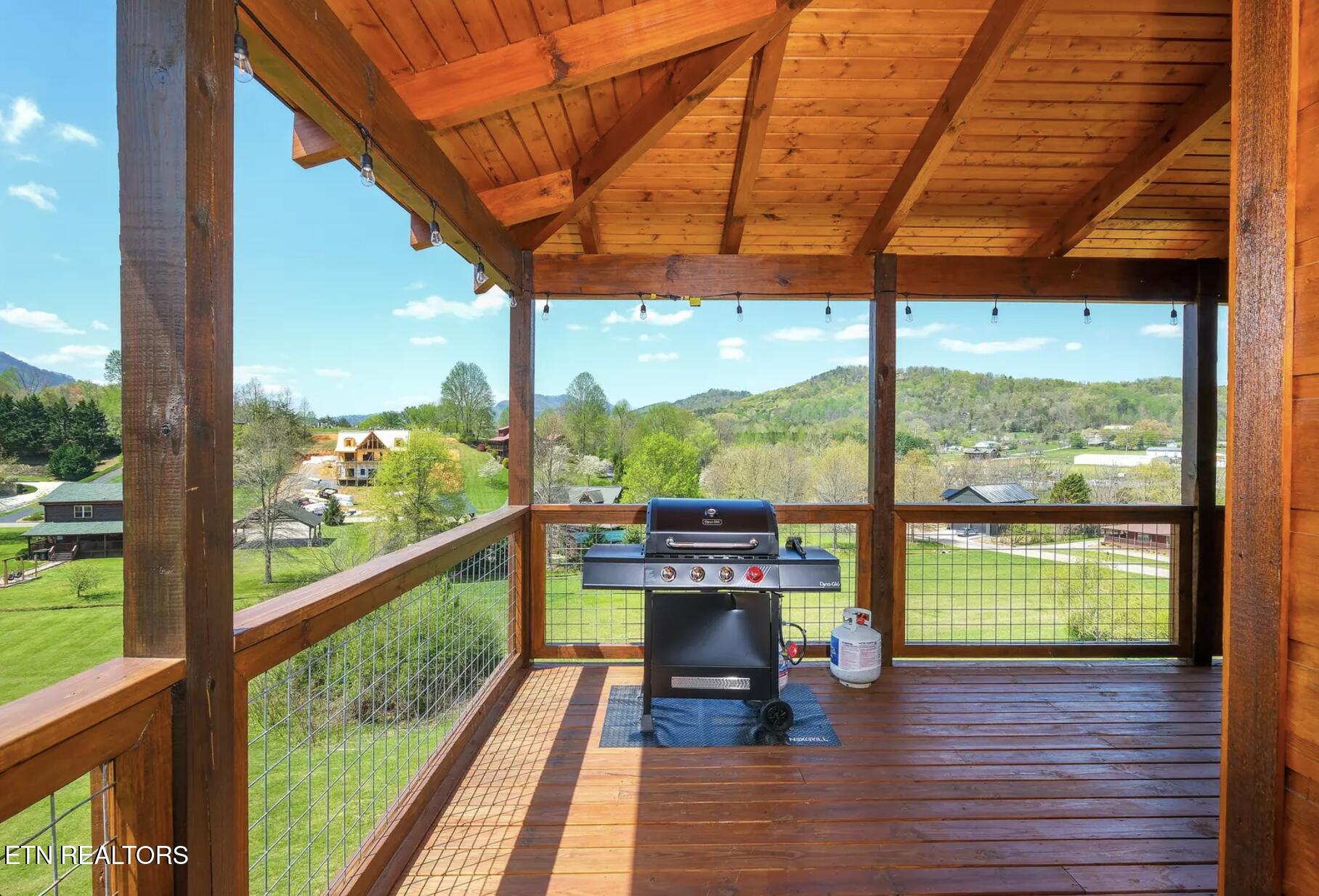 3453 Cove Meadows Drive Sevierville TN 37862