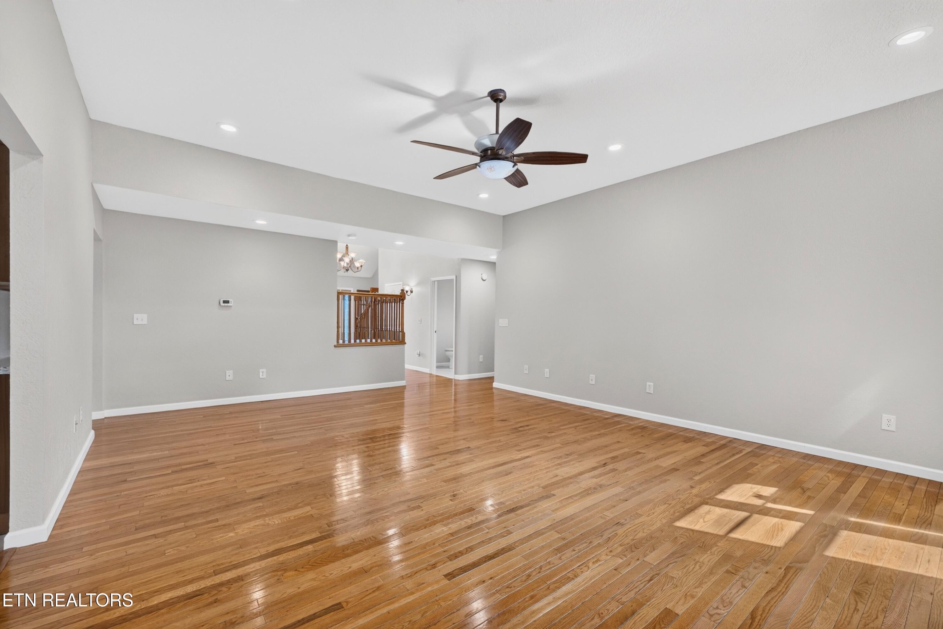 219 Sullivan Pointe Dandridge TN 37725
