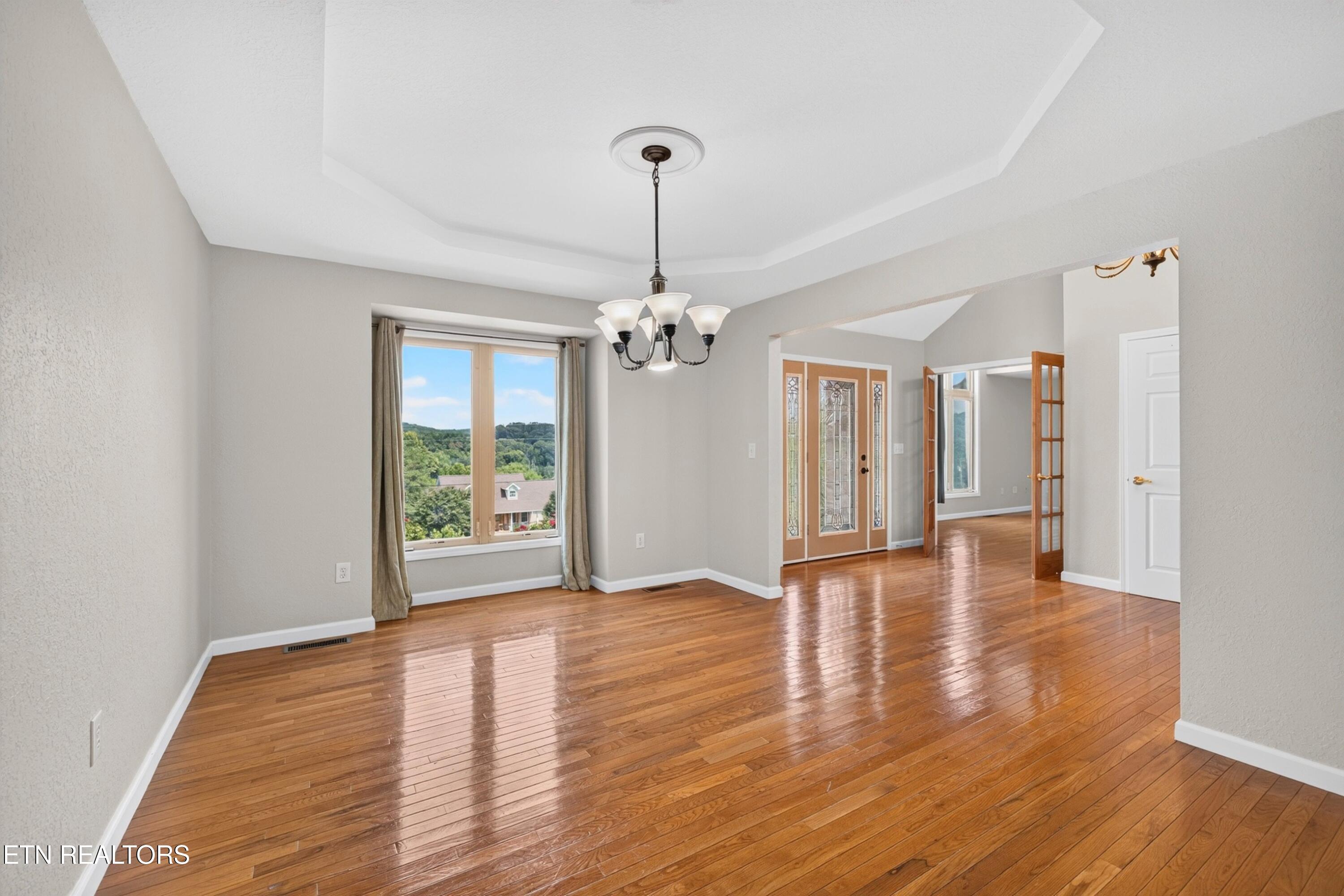 219 Sullivan Pointe Dandridge TN 37725