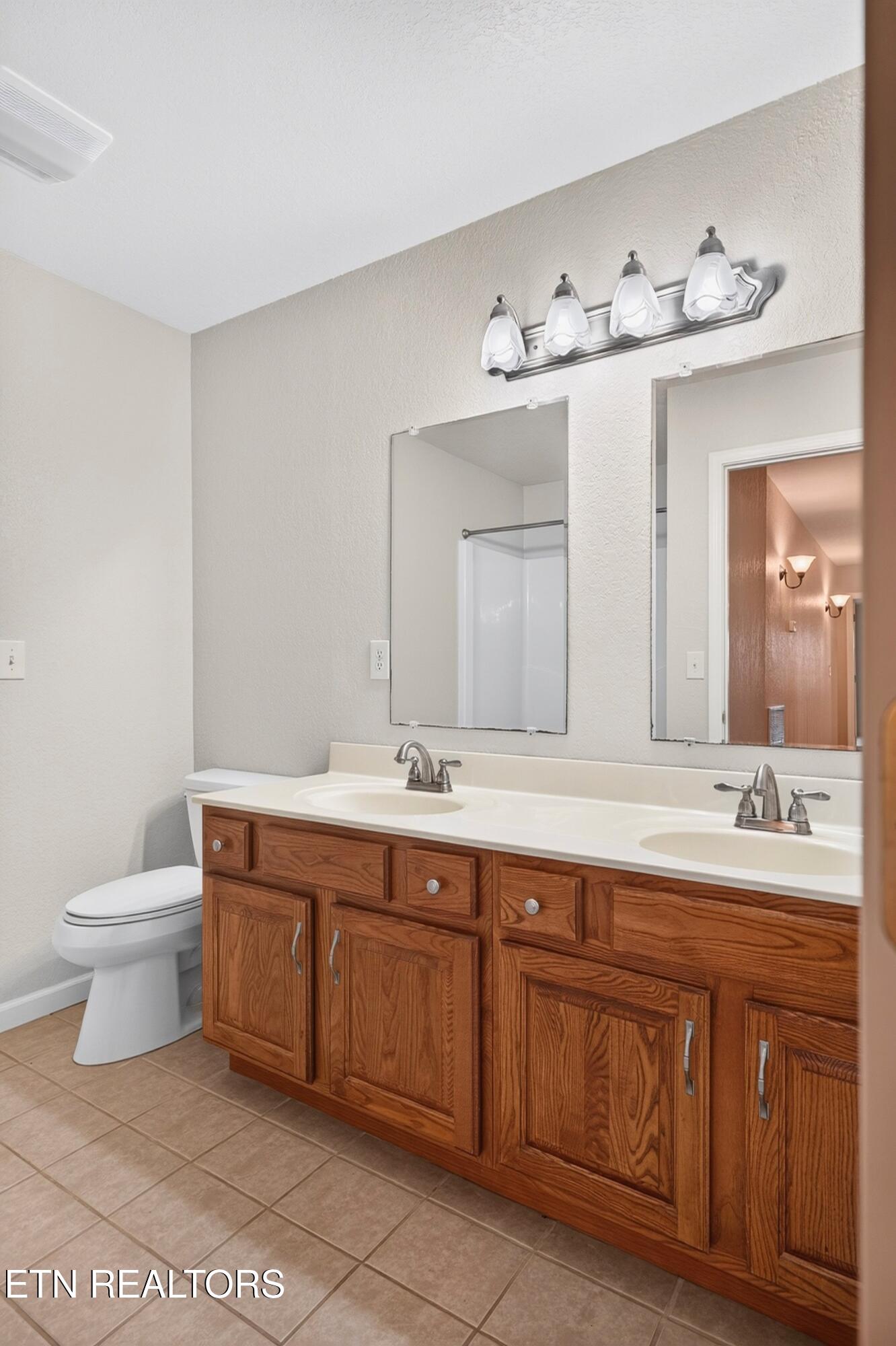 219 Sullivan Pointe Dandridge TN 37725