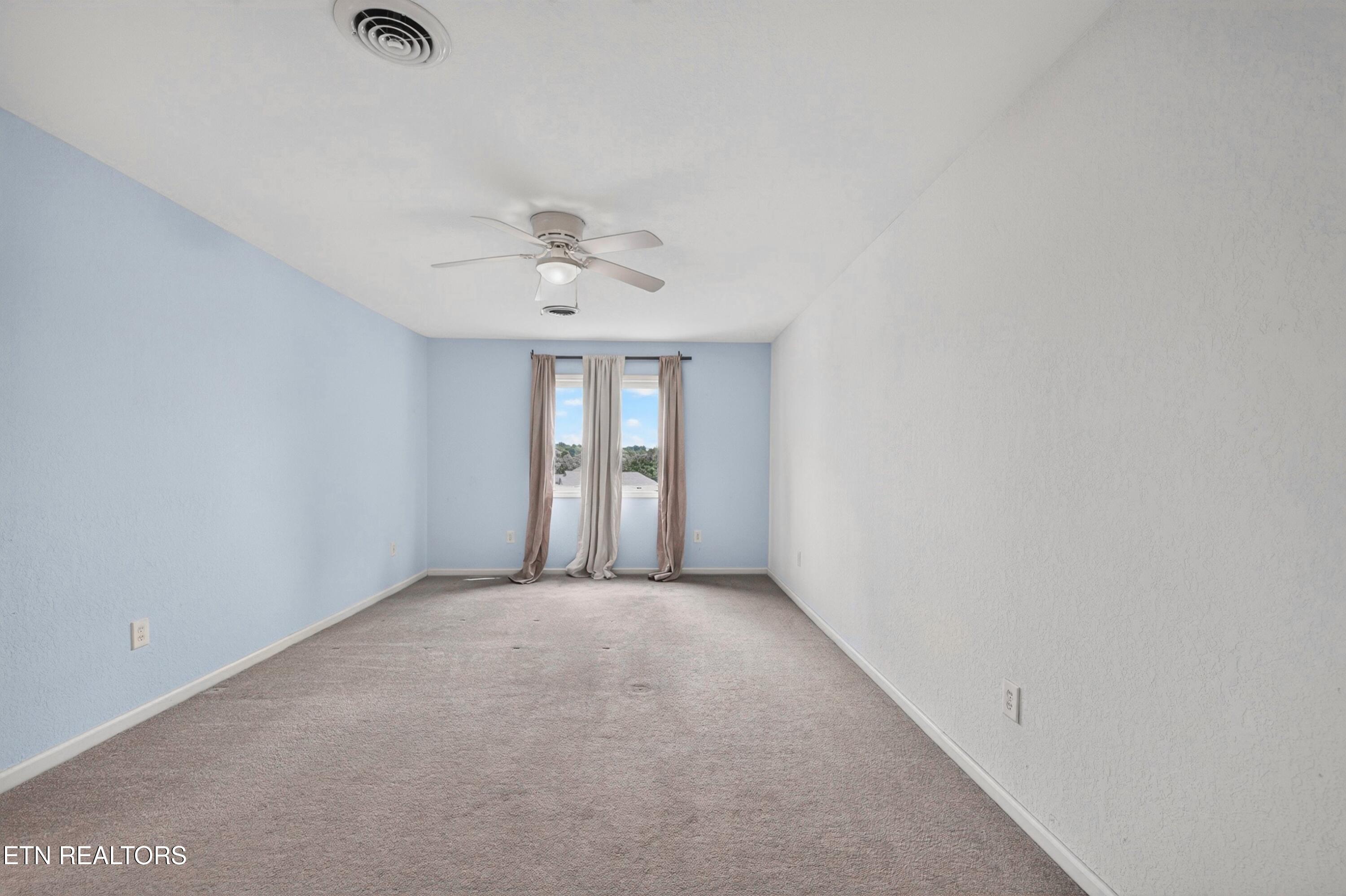 219 Sullivan Pointe Dandridge TN 37725