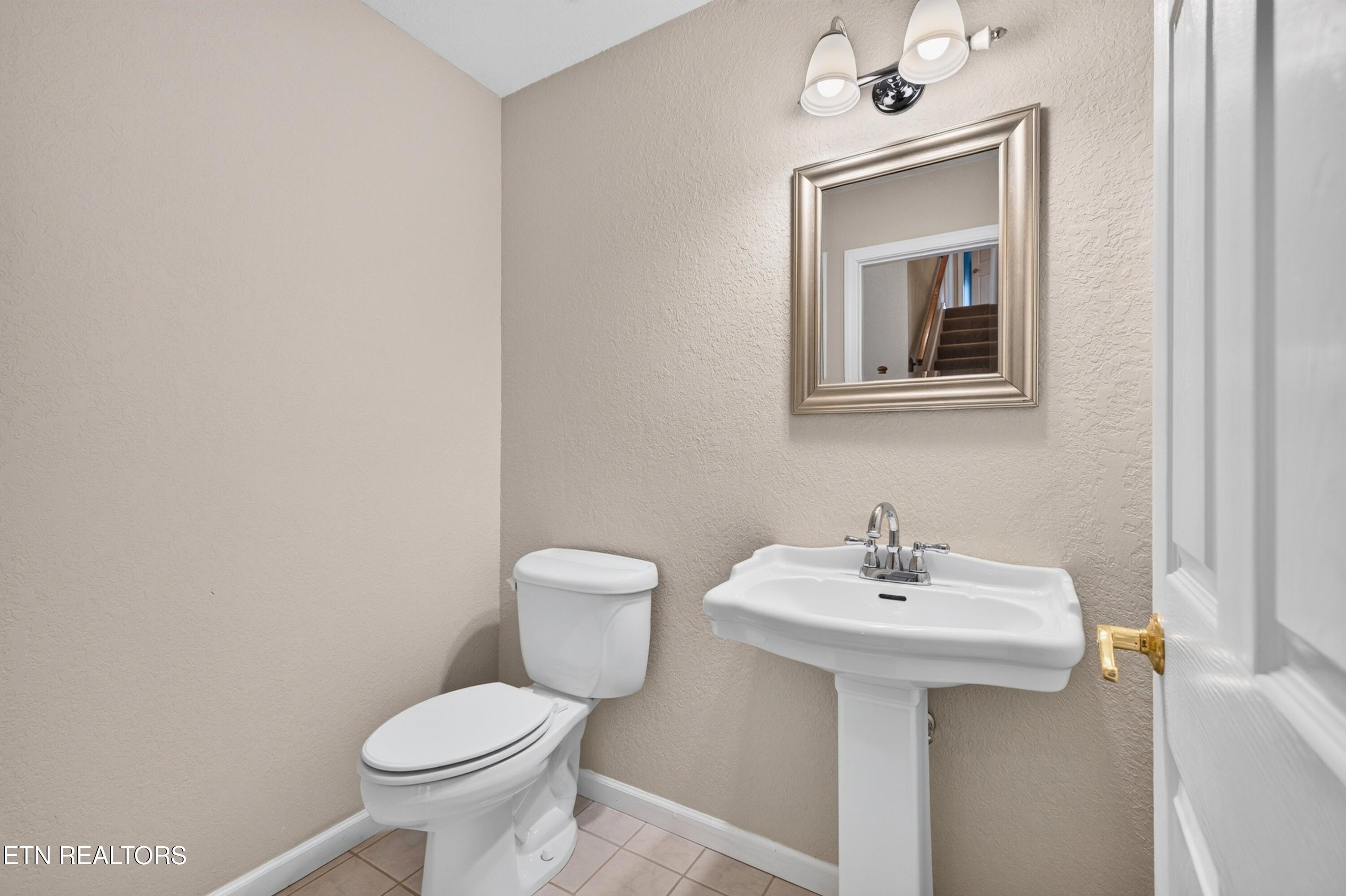 219 Sullivan Pointe Dandridge TN 37725