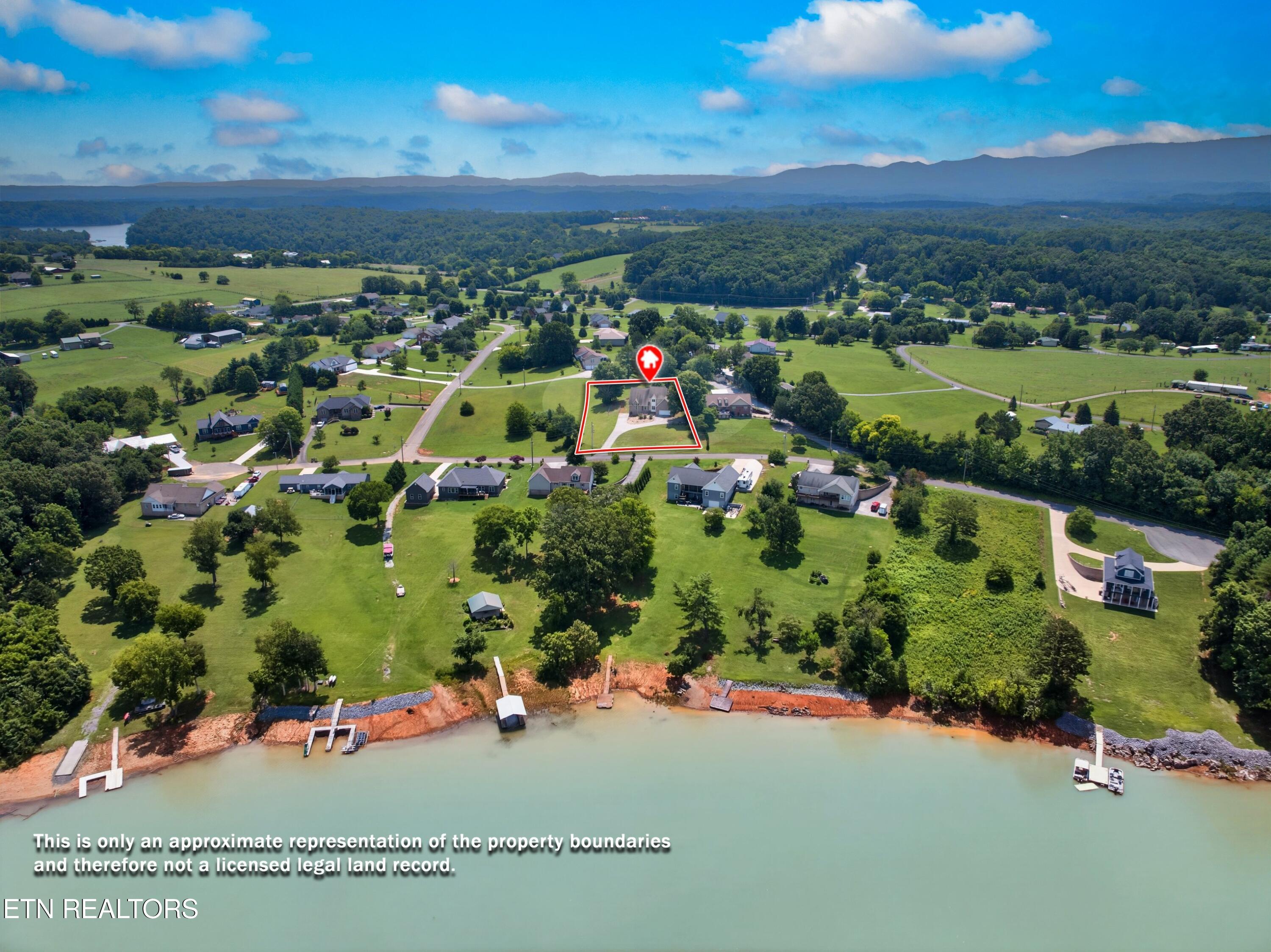 219 Sullivan Pointe Dandridge TN 37725