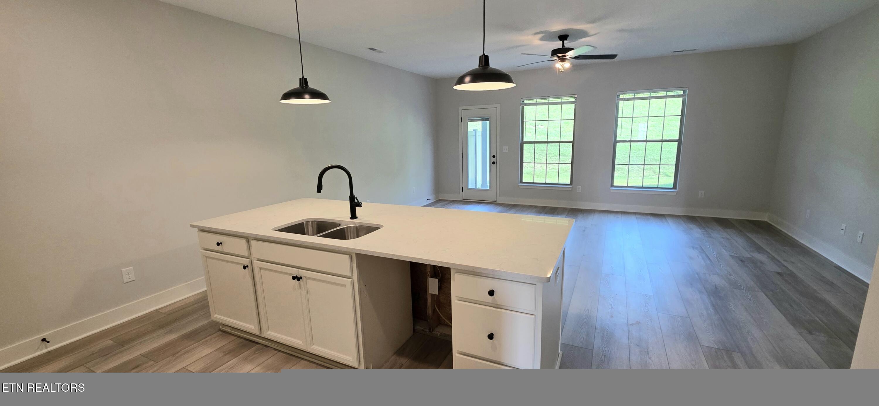 8946 Keenberg Lane Knoxville TN 37931