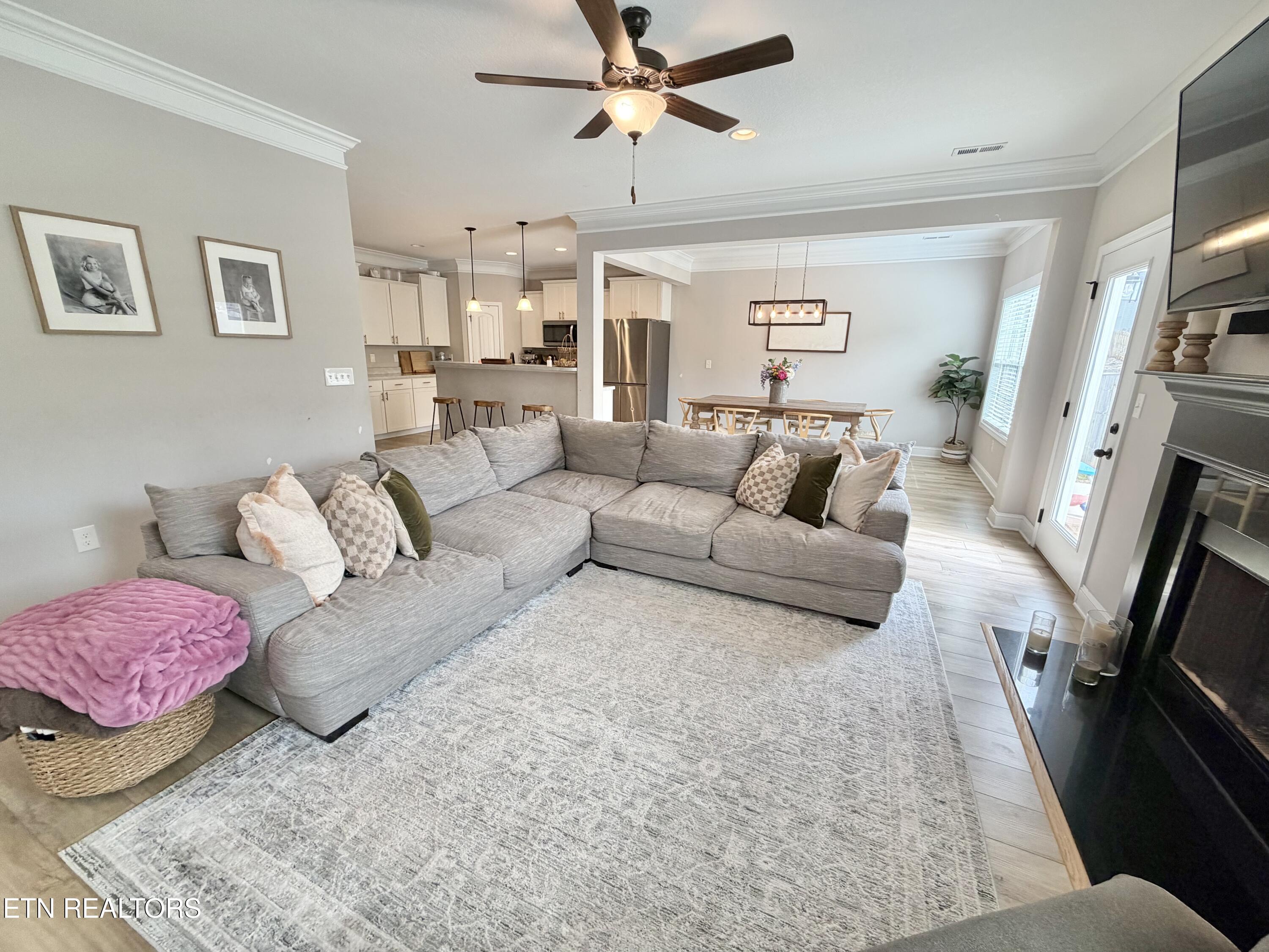 8221 Zodiac Lane Powell TN 37849