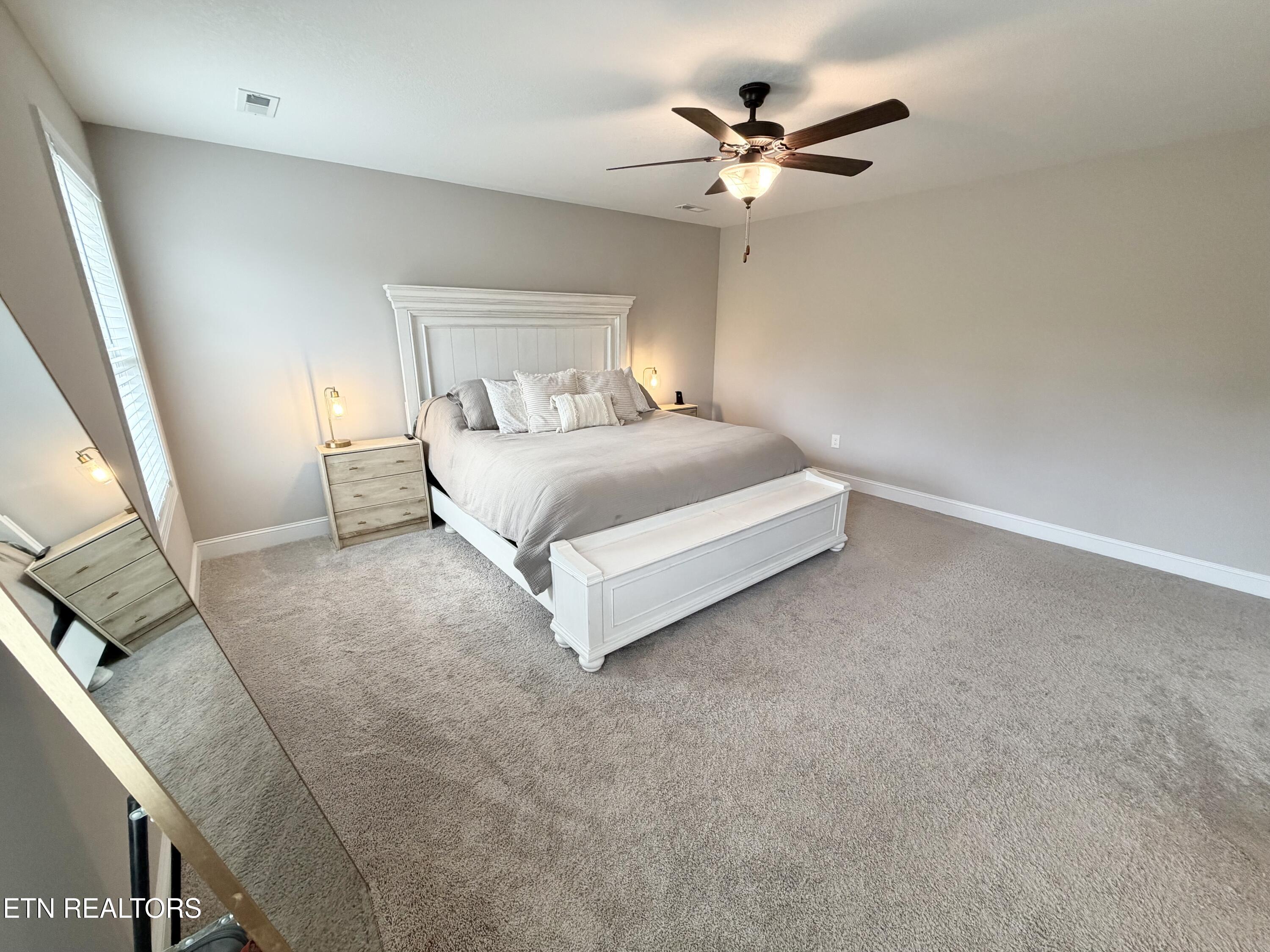 8221 Zodiac Lane Powell TN 37849