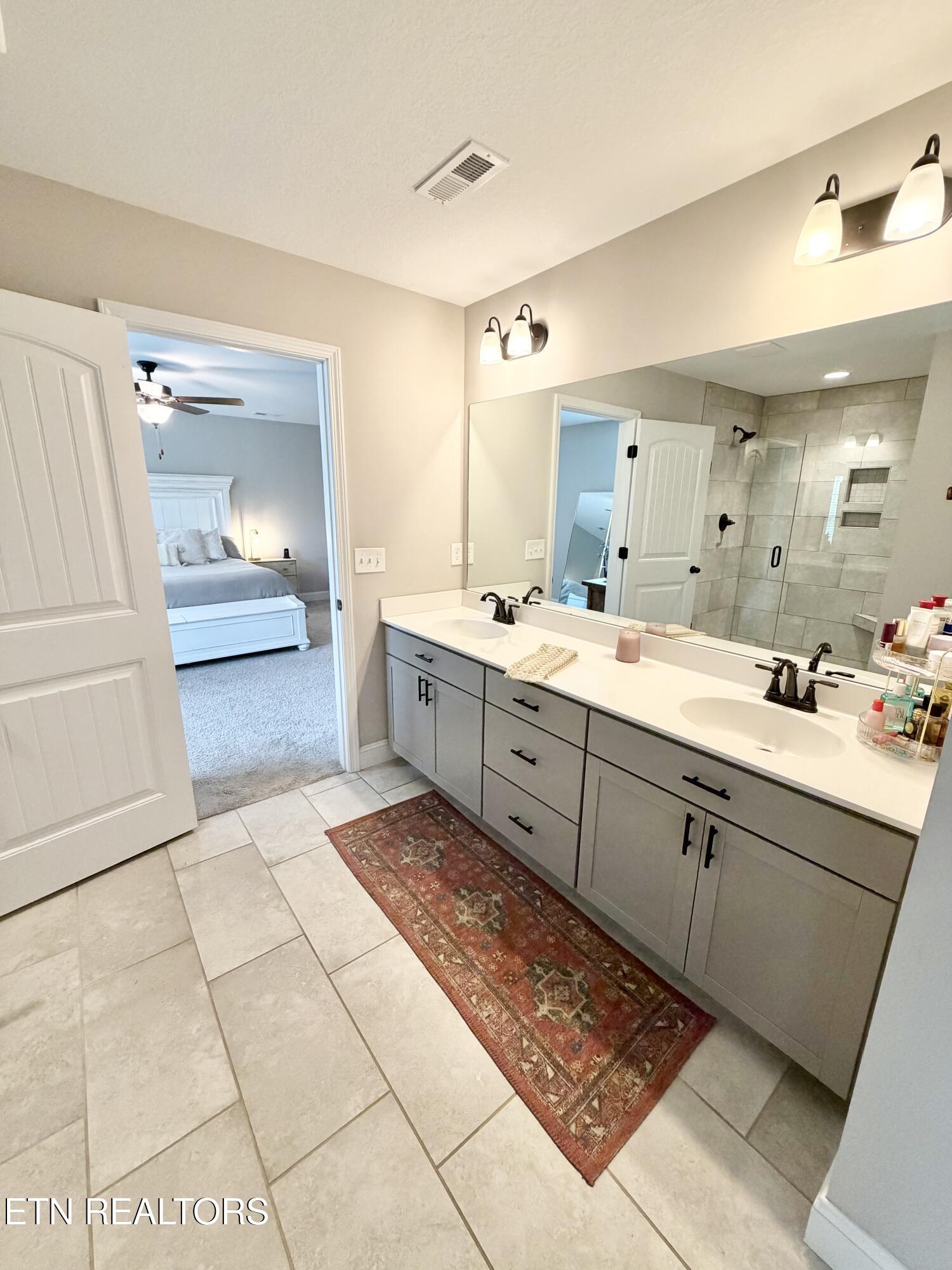 8221 Zodiac Lane Powell TN 37849