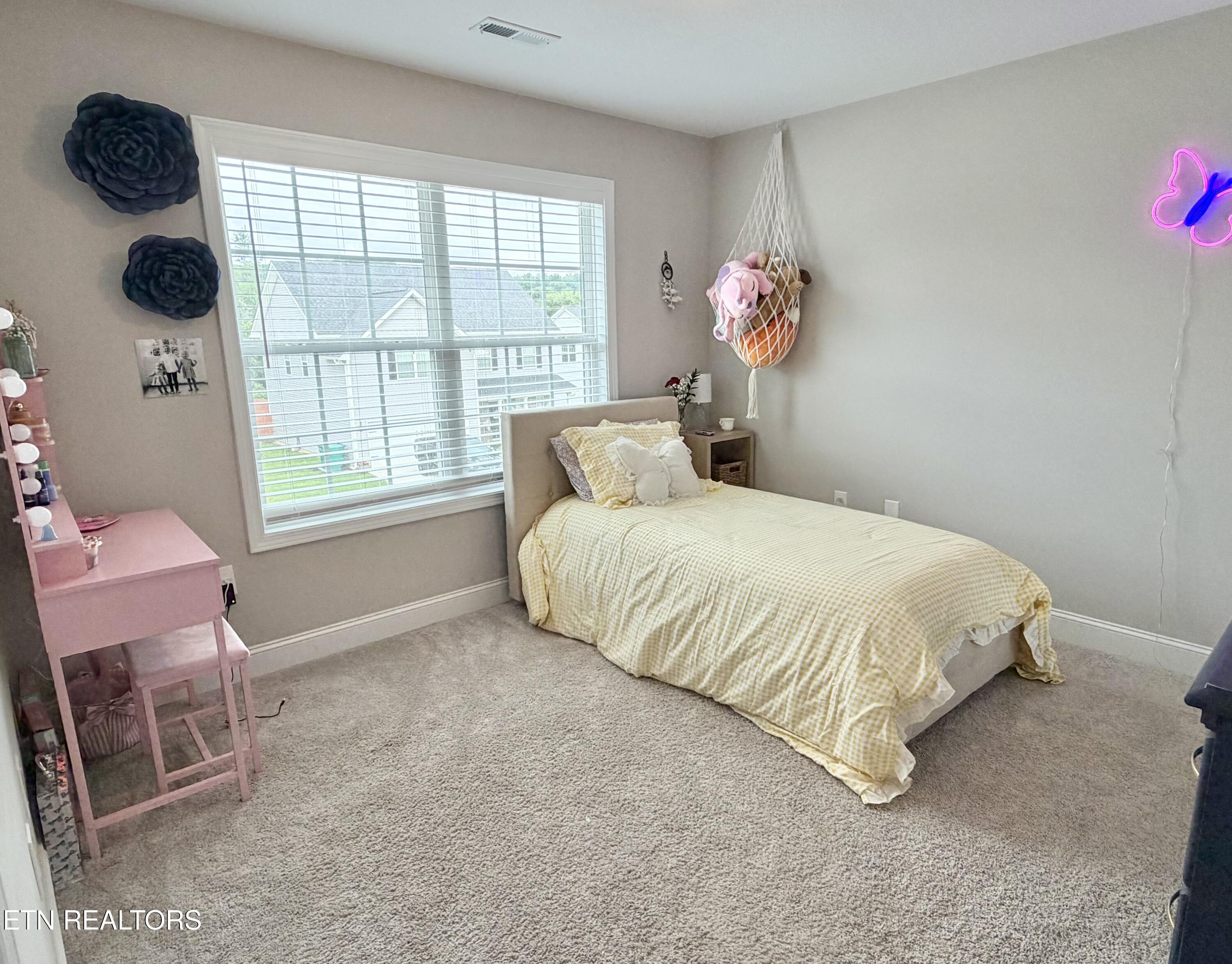 8221 Zodiac Lane Powell TN 37849