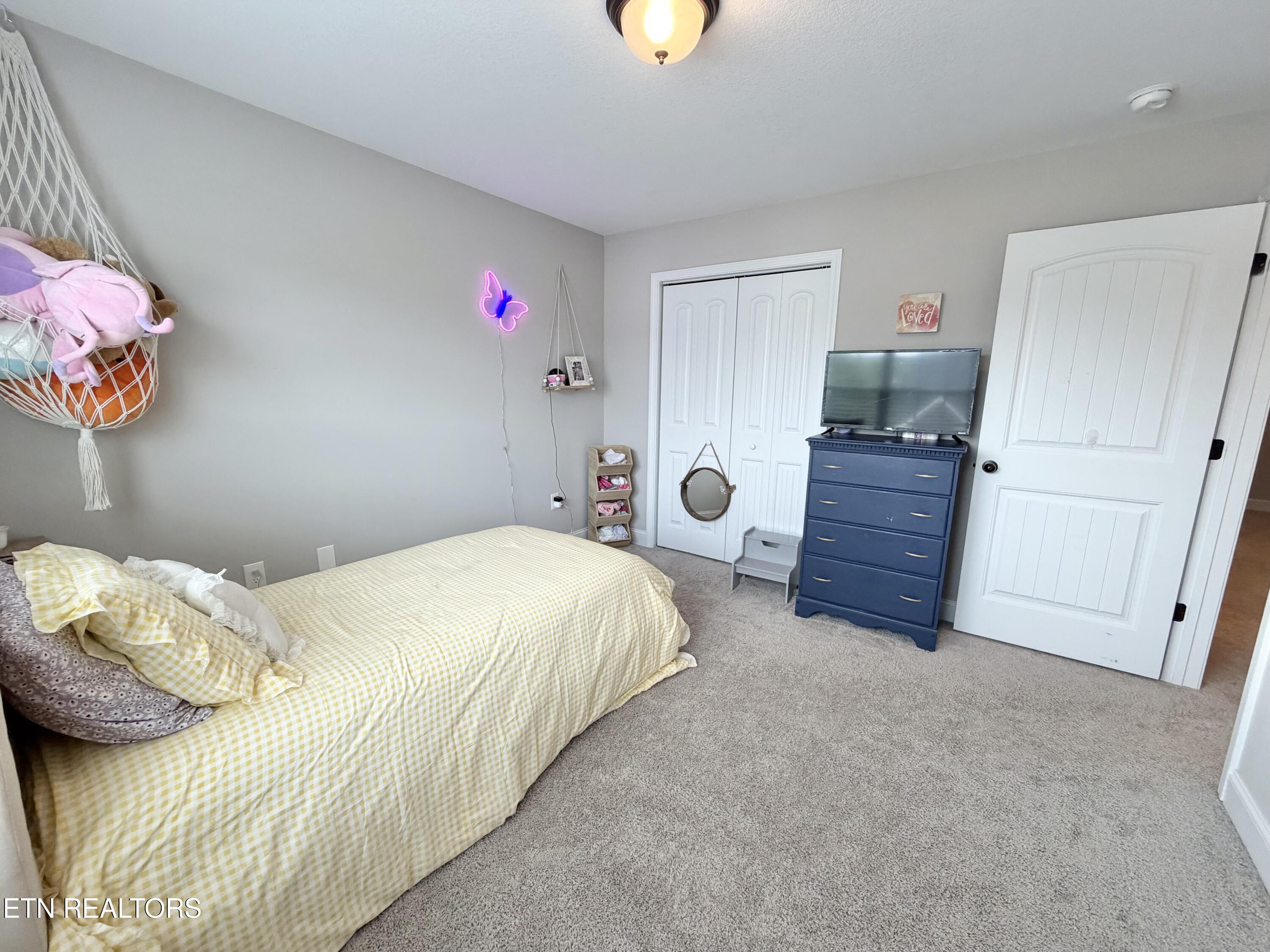 8221 Zodiac Lane Powell TN 37849