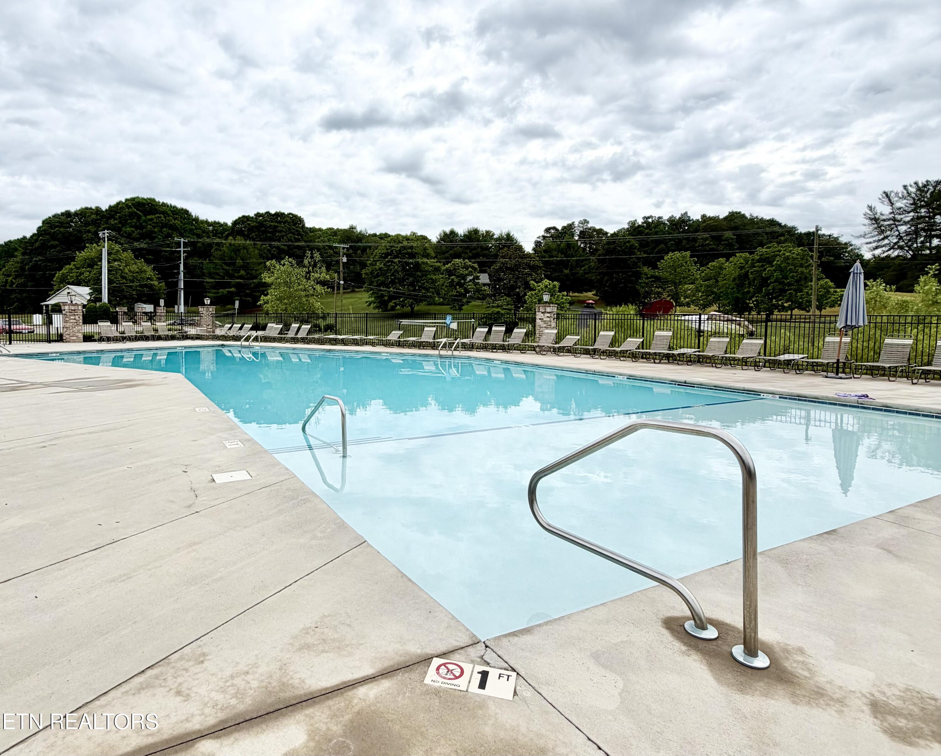 8221 Zodiac Lane Powell TN 37849