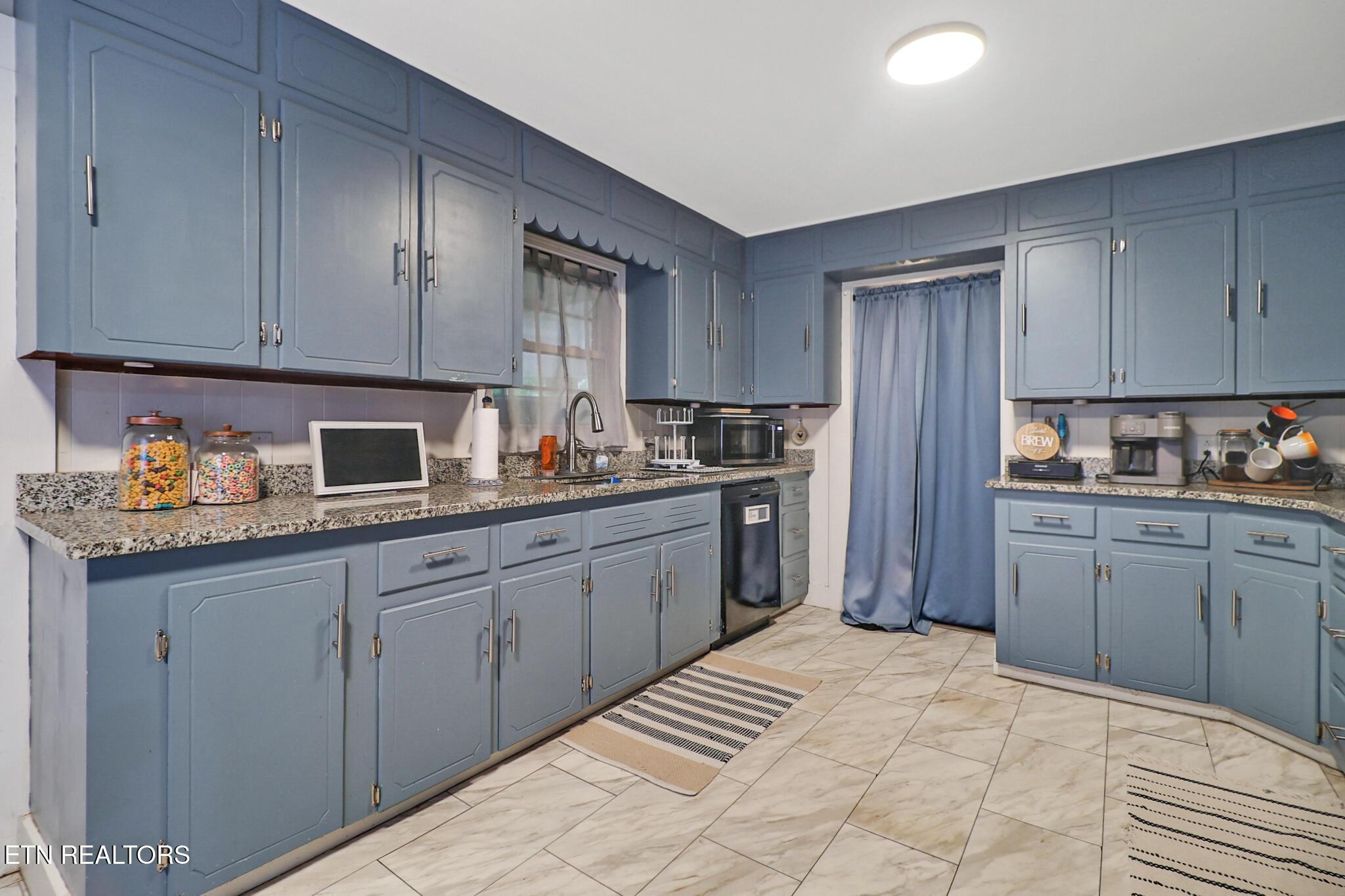 257 Brookhaven Drive Crossville TN 38555