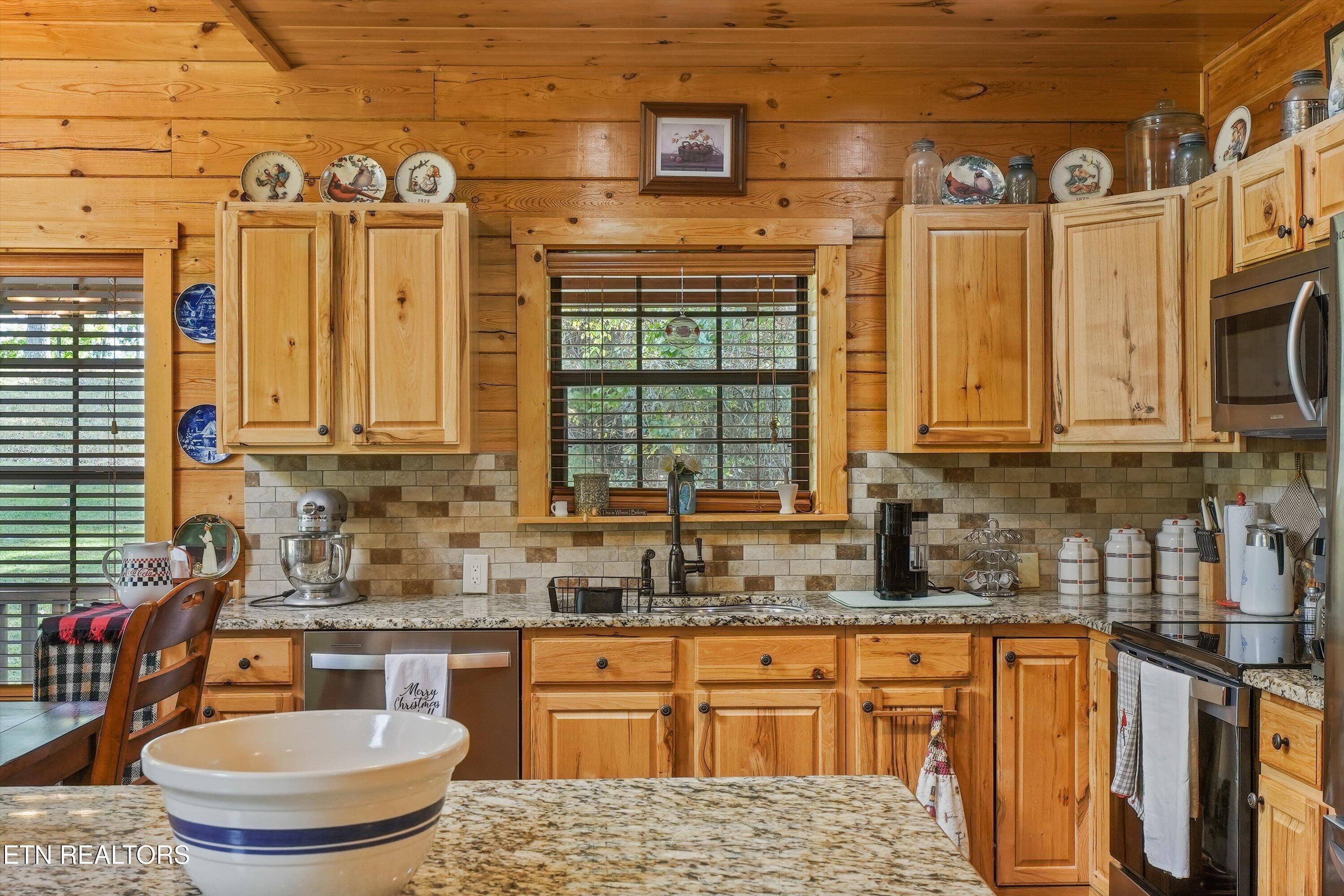 119 Larimar Lane New Tazewell TN 37825