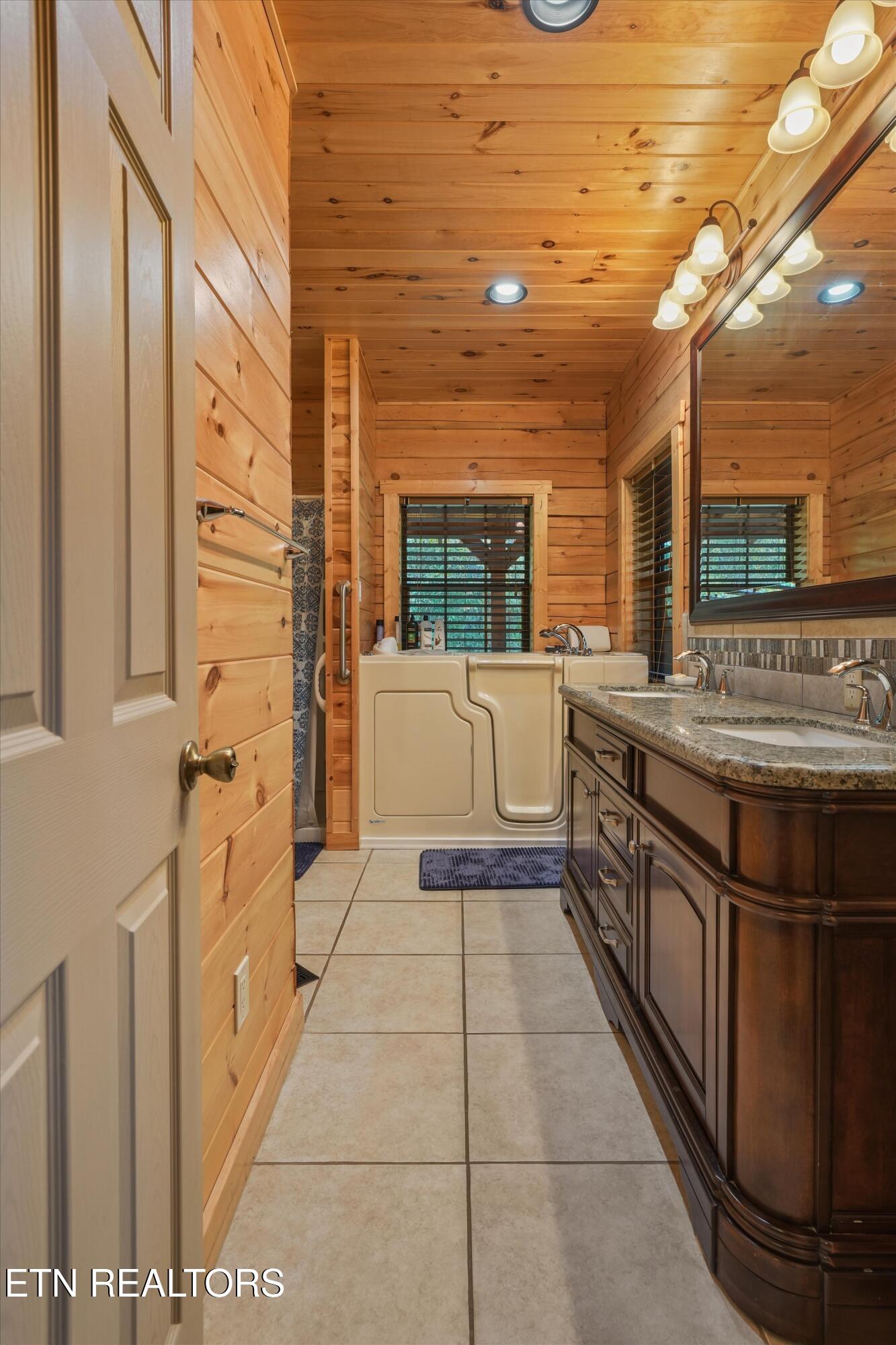 119 Larimar Lane New Tazewell TN 37825