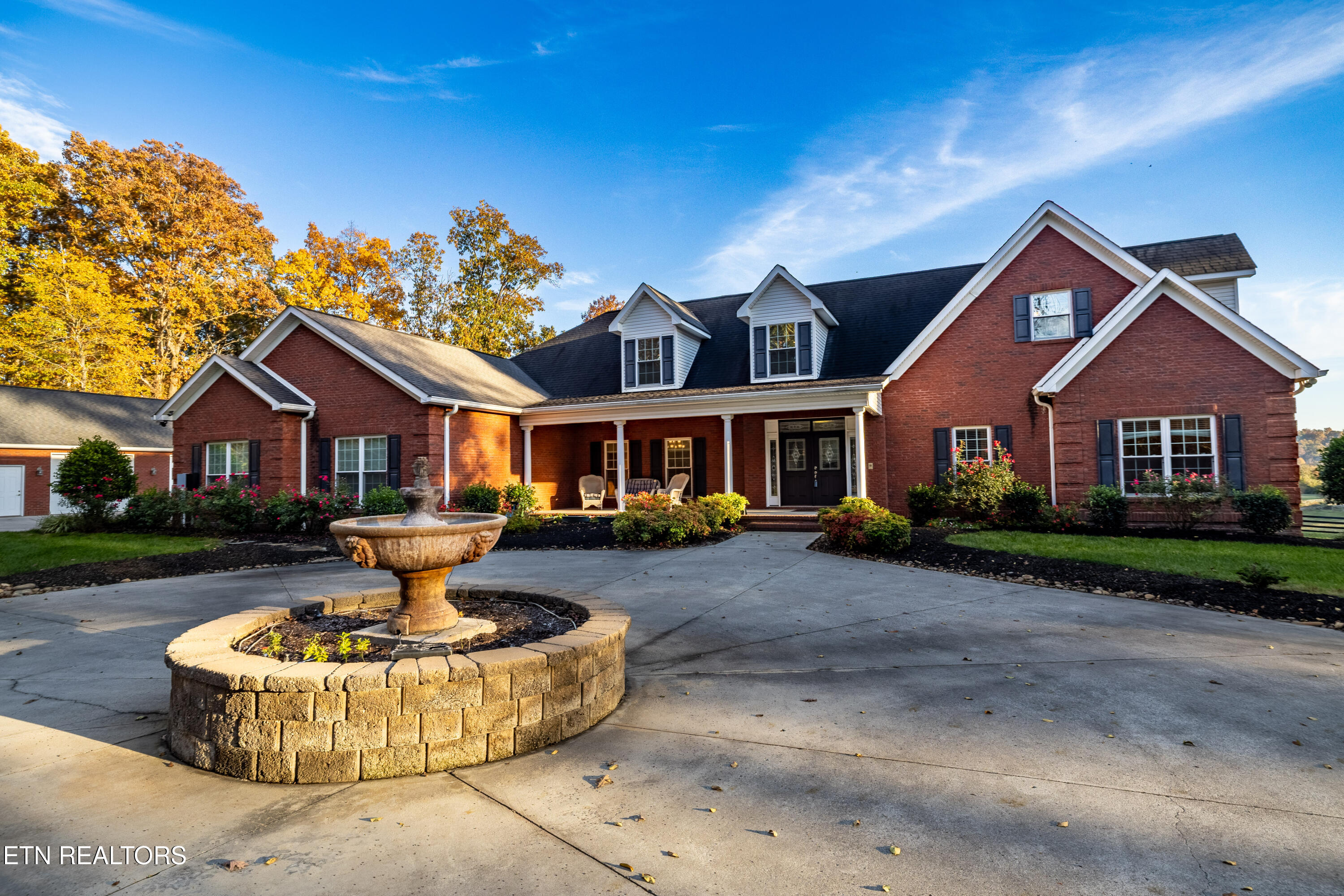 376 Thornton Drive Lenoir City TN 37772