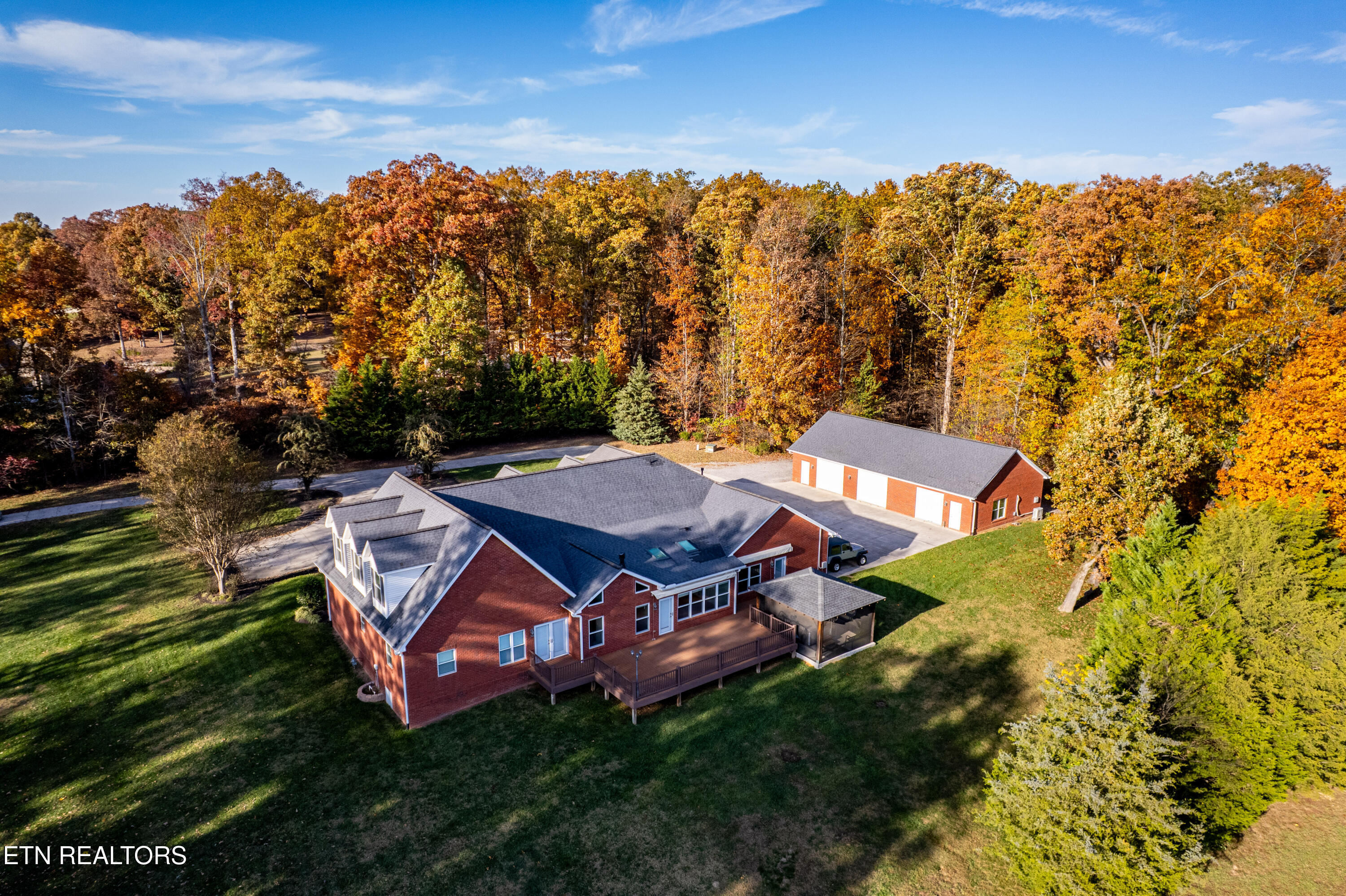 376 Thornton Drive Lenoir City TN 37772