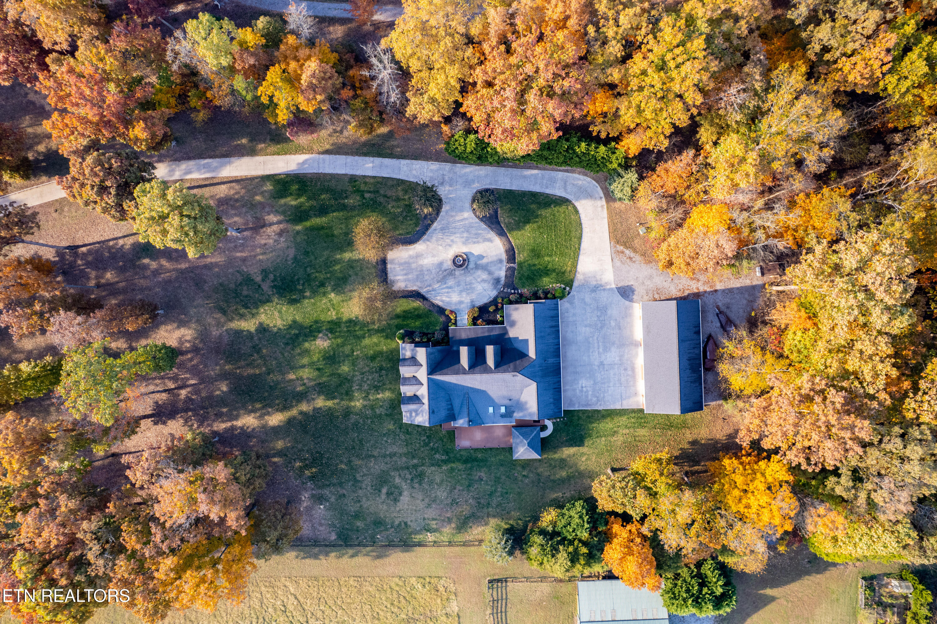 376 Thornton Drive Lenoir City TN 37772