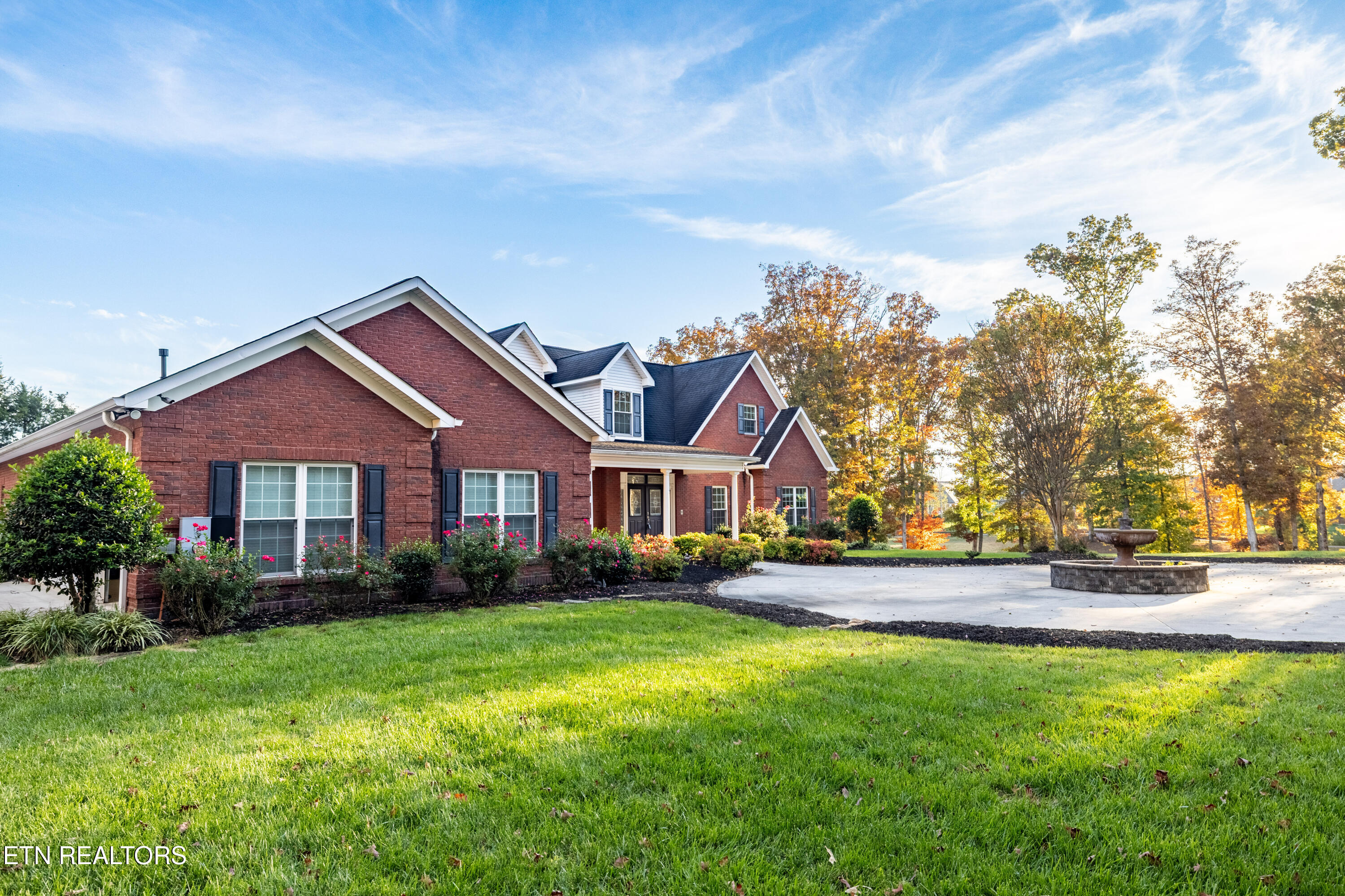 376 Thornton Drive Lenoir City TN 37772
