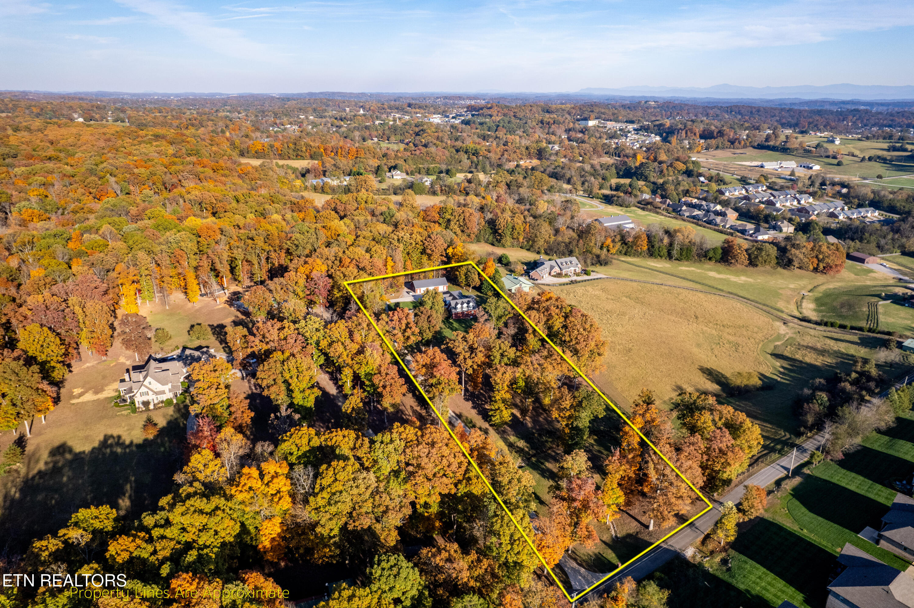 376 Thornton Drive Lenoir City TN 37772
