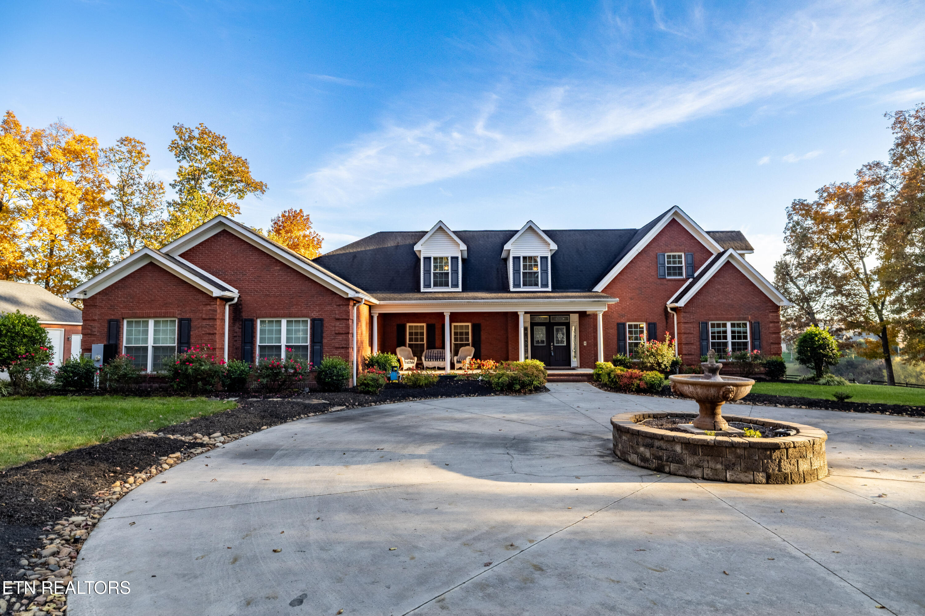 376 Thornton Drive Lenoir City TN 37772