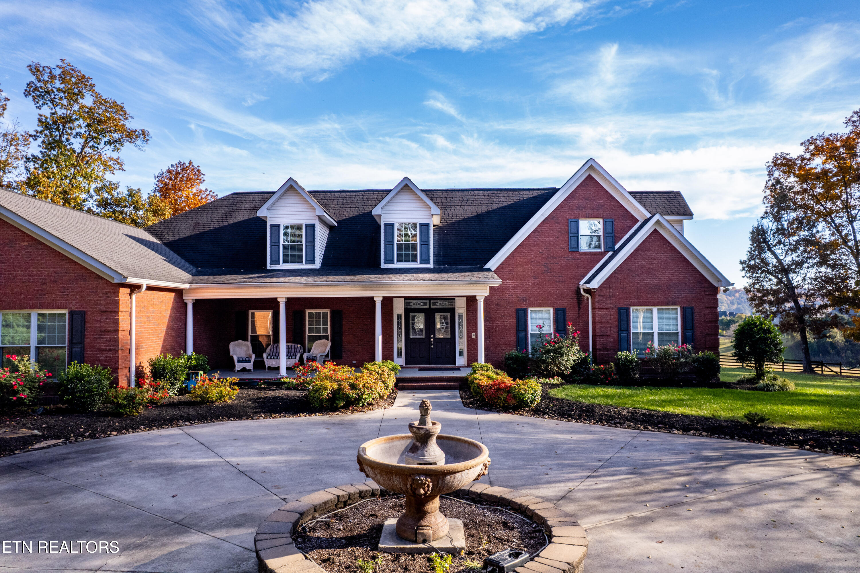 376 Thornton Drive Lenoir City TN 37772