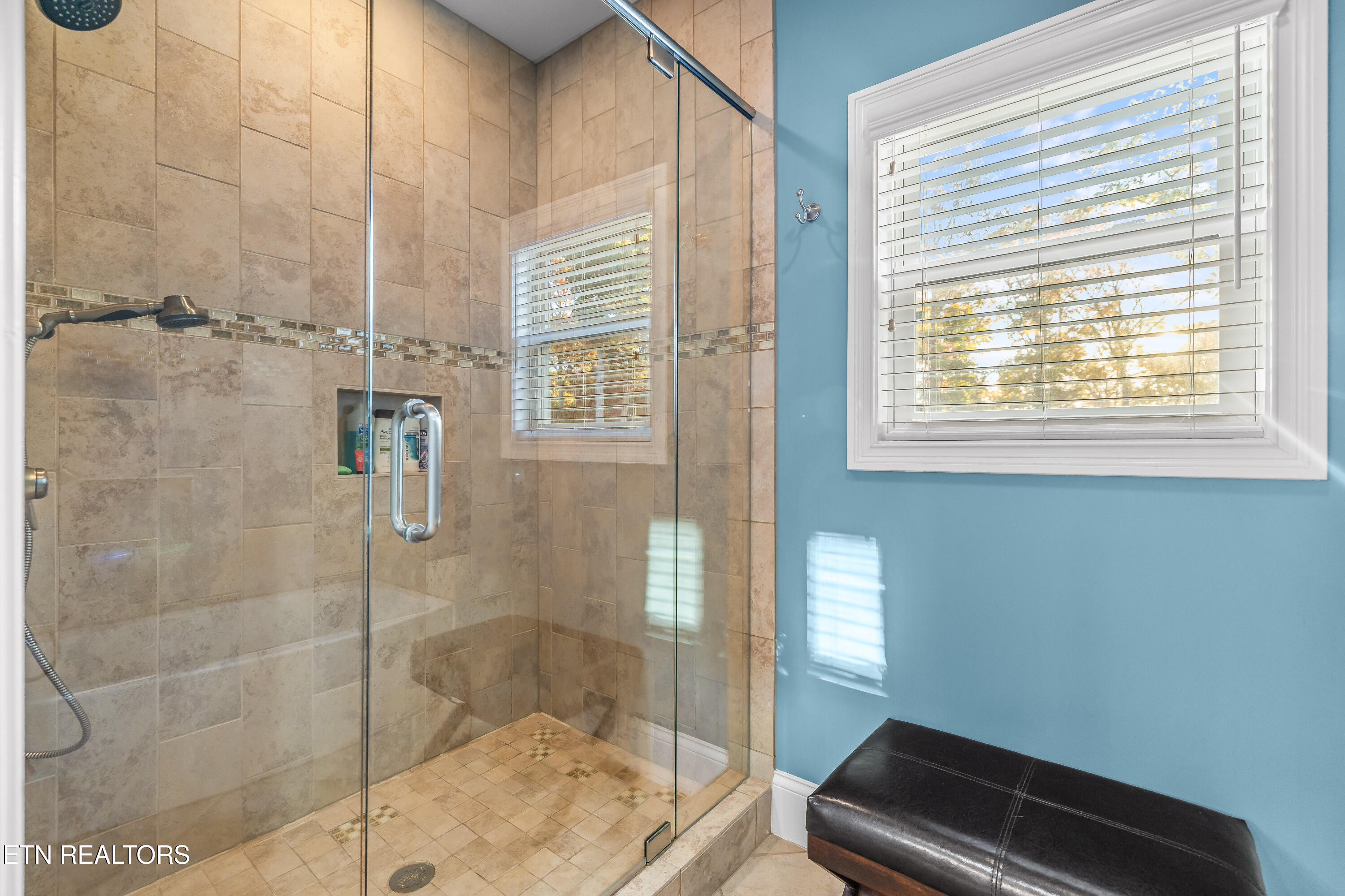 376 Thornton Drive Lenoir City TN 37772