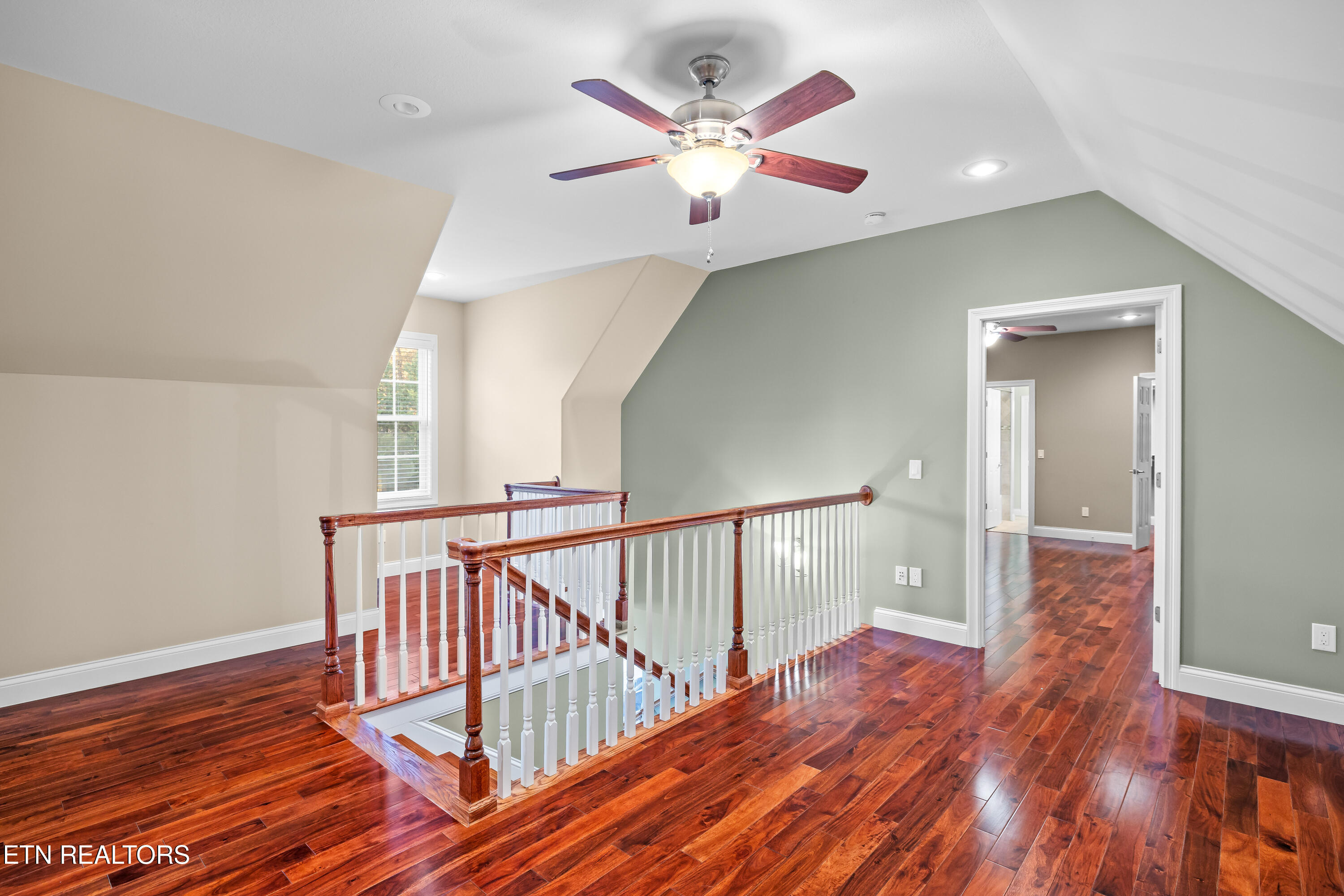 376 Thornton Drive Lenoir City TN 37772