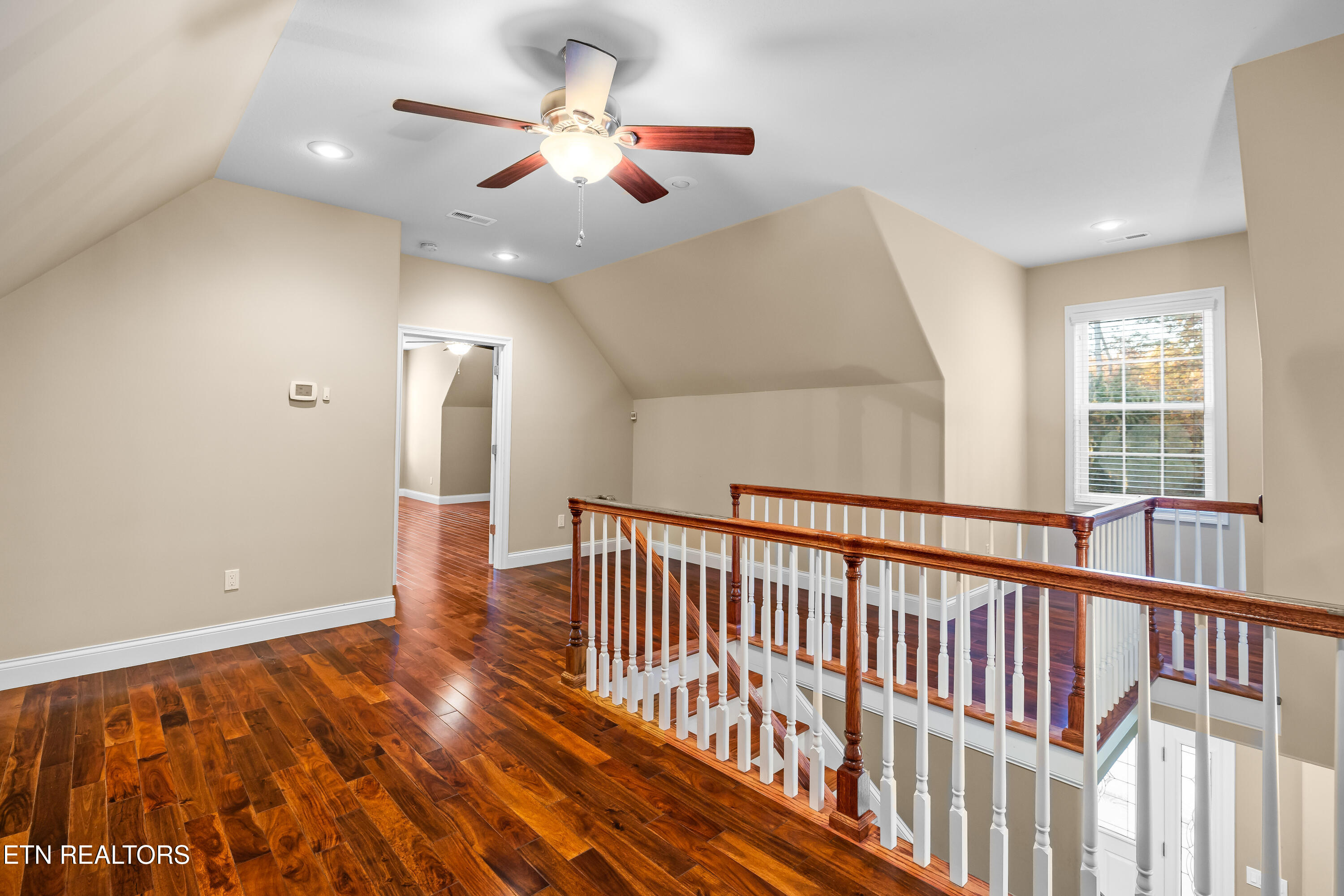 376 Thornton Drive Lenoir City TN 37772