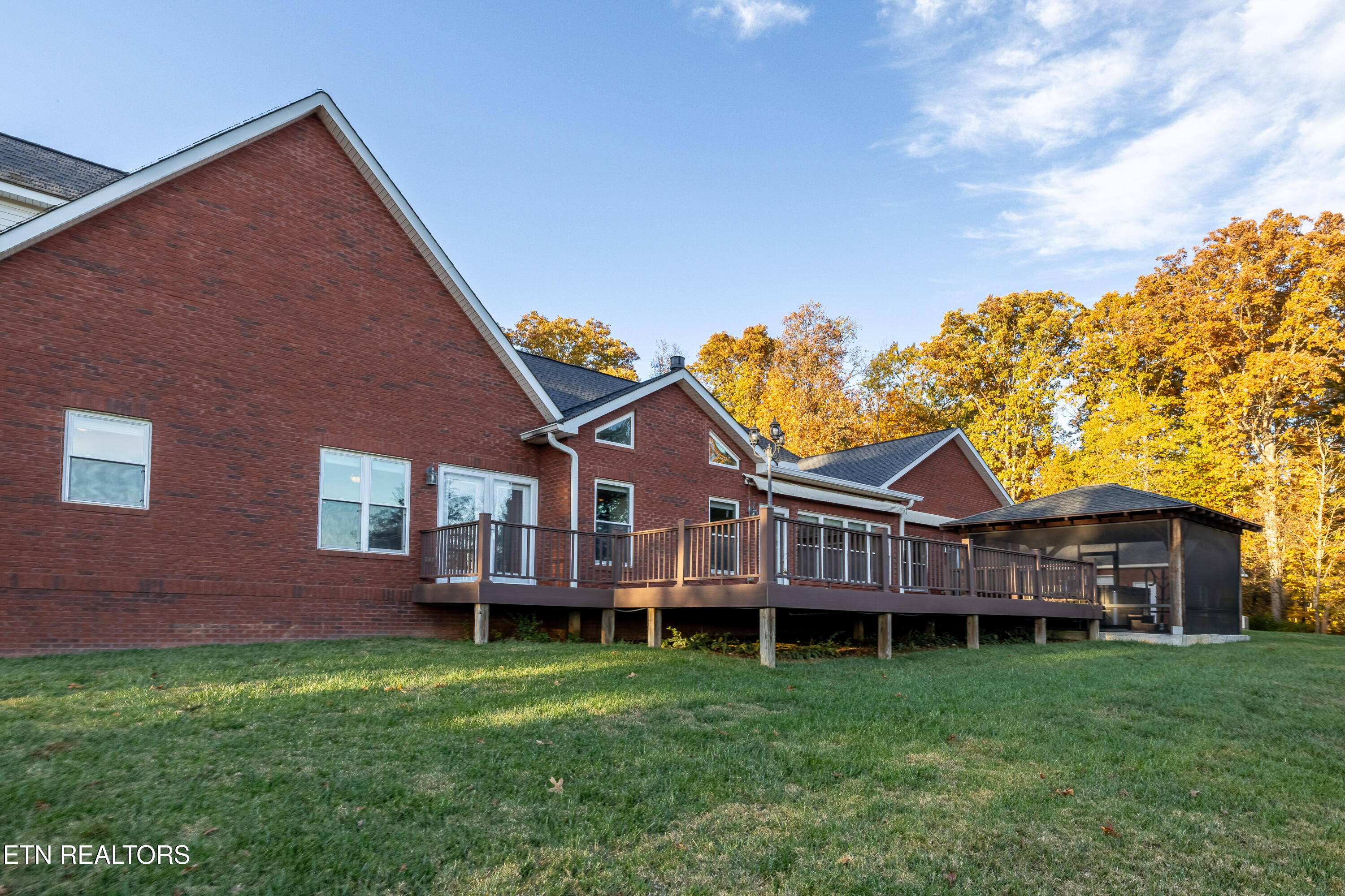 376 Thornton Drive Lenoir City TN 37772