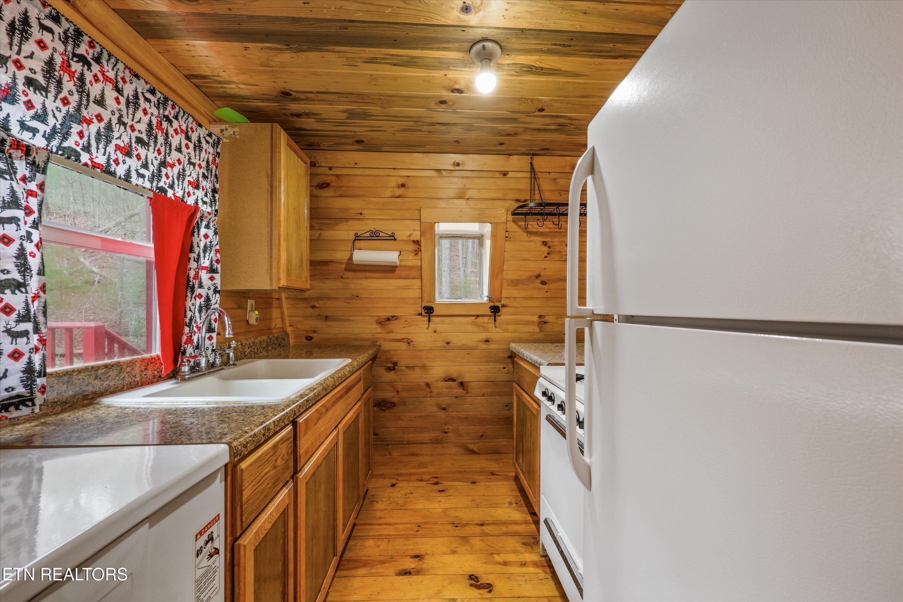 314 Caney Branch Road Tellico Plains TN 37385
