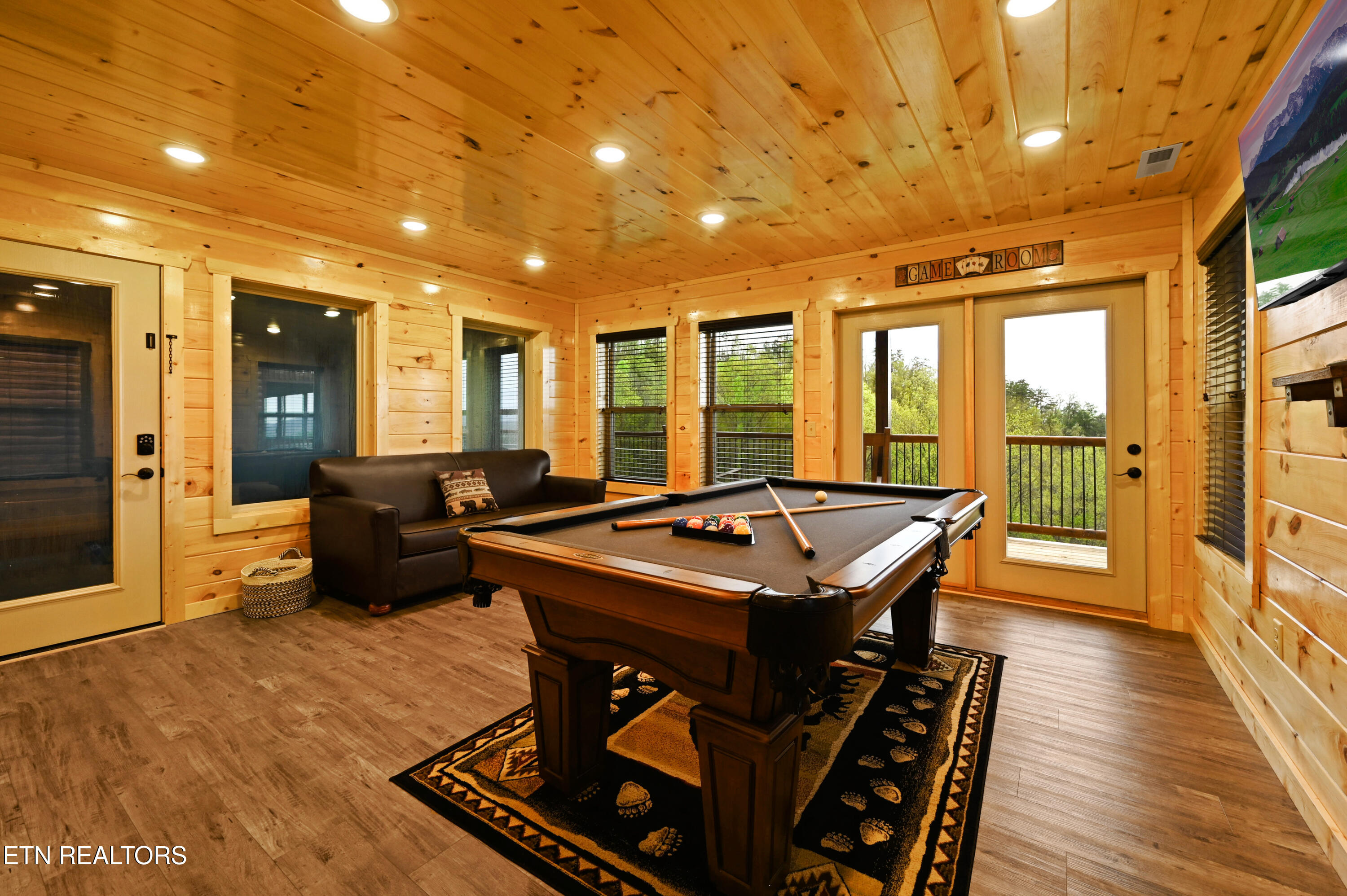 3307 Pine Peak Way Sevierville TN 37862