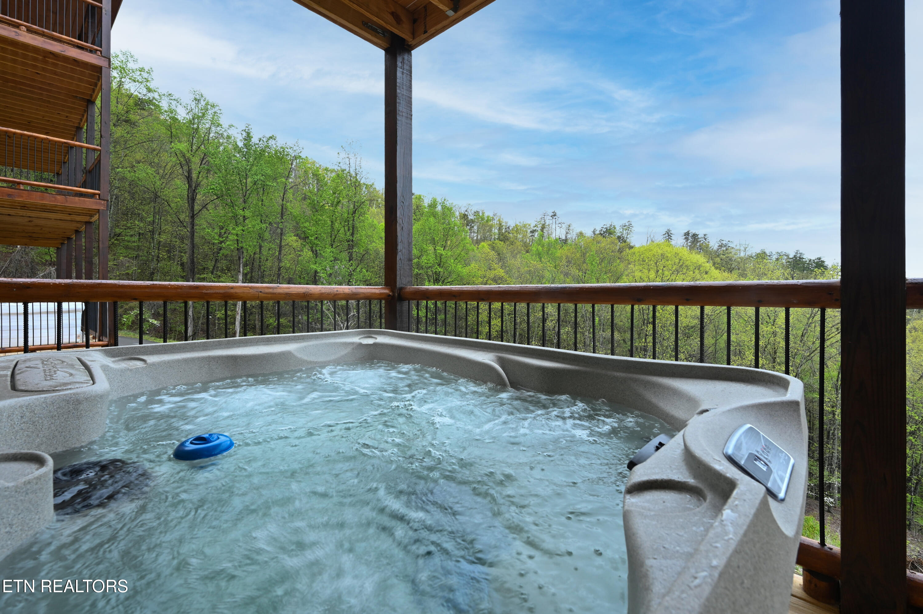 3307 Pine Peak Way Sevierville TN 37862