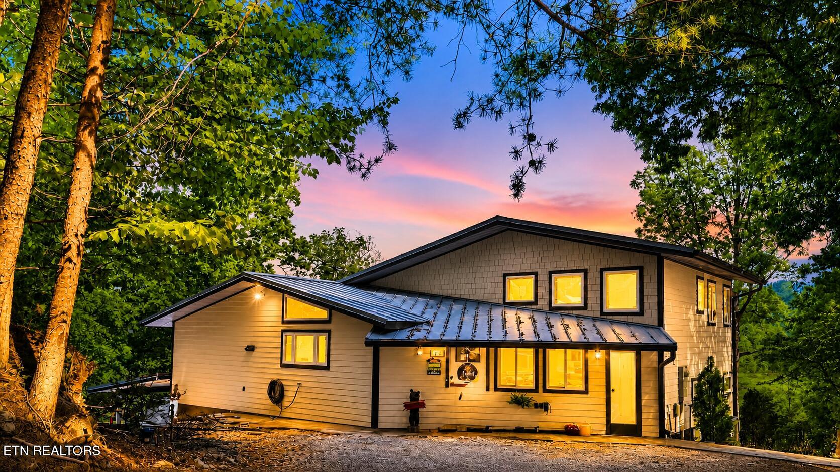 1910 Laramie Trail Dandridge TN 37725