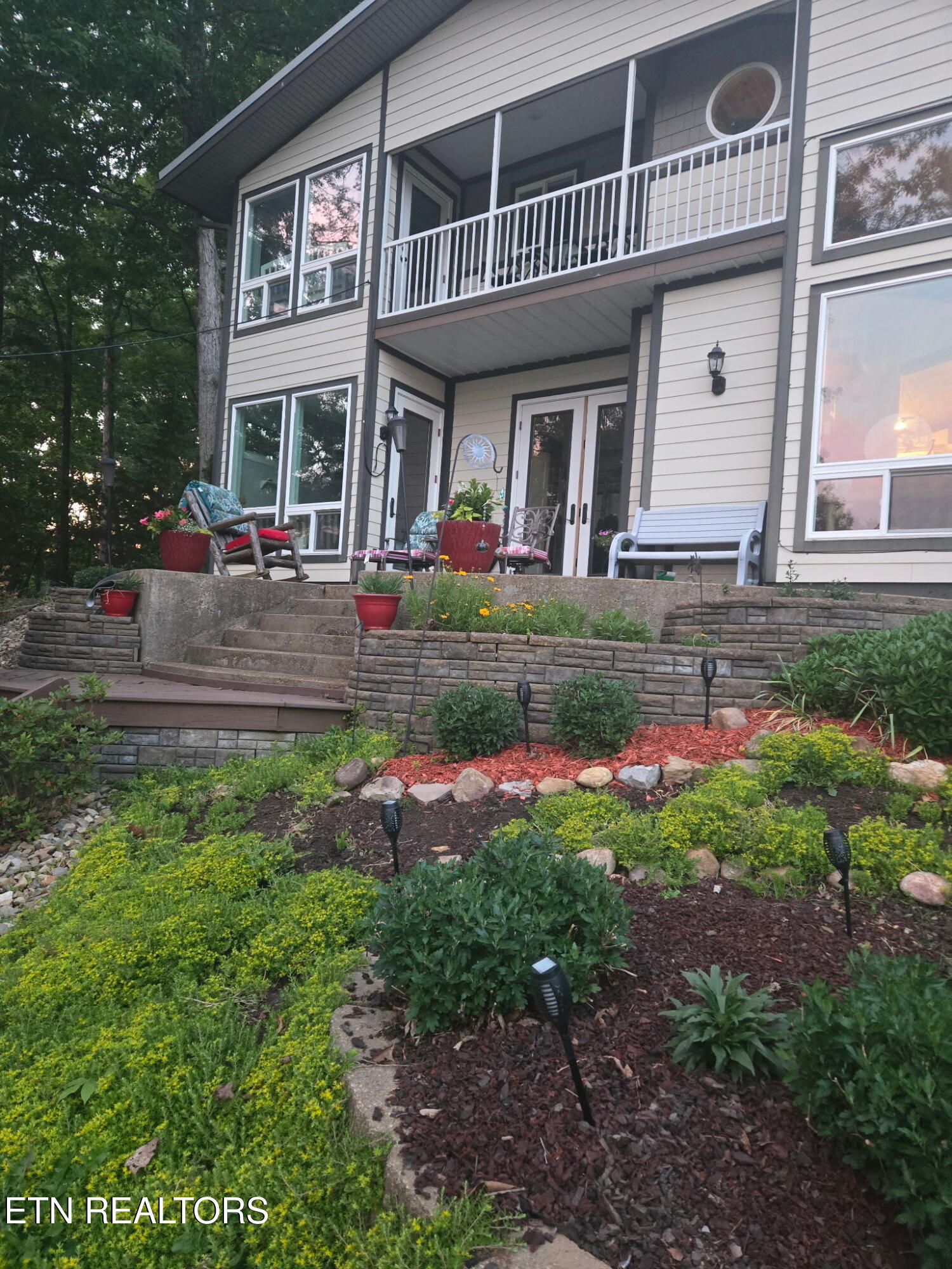 1910 Laramie Trail Dandridge TN 37725