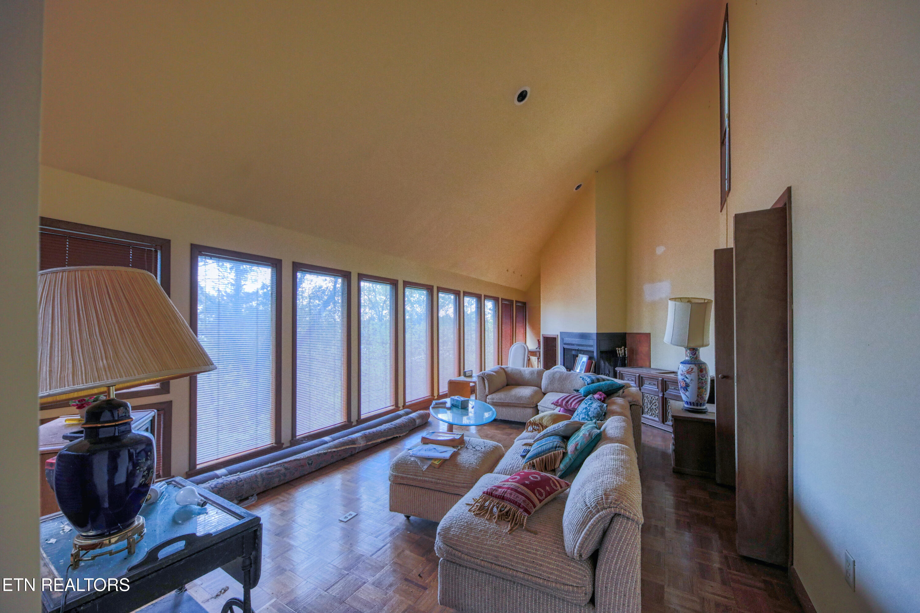 8833 Cove Point Lane Knoxville TN 37922
