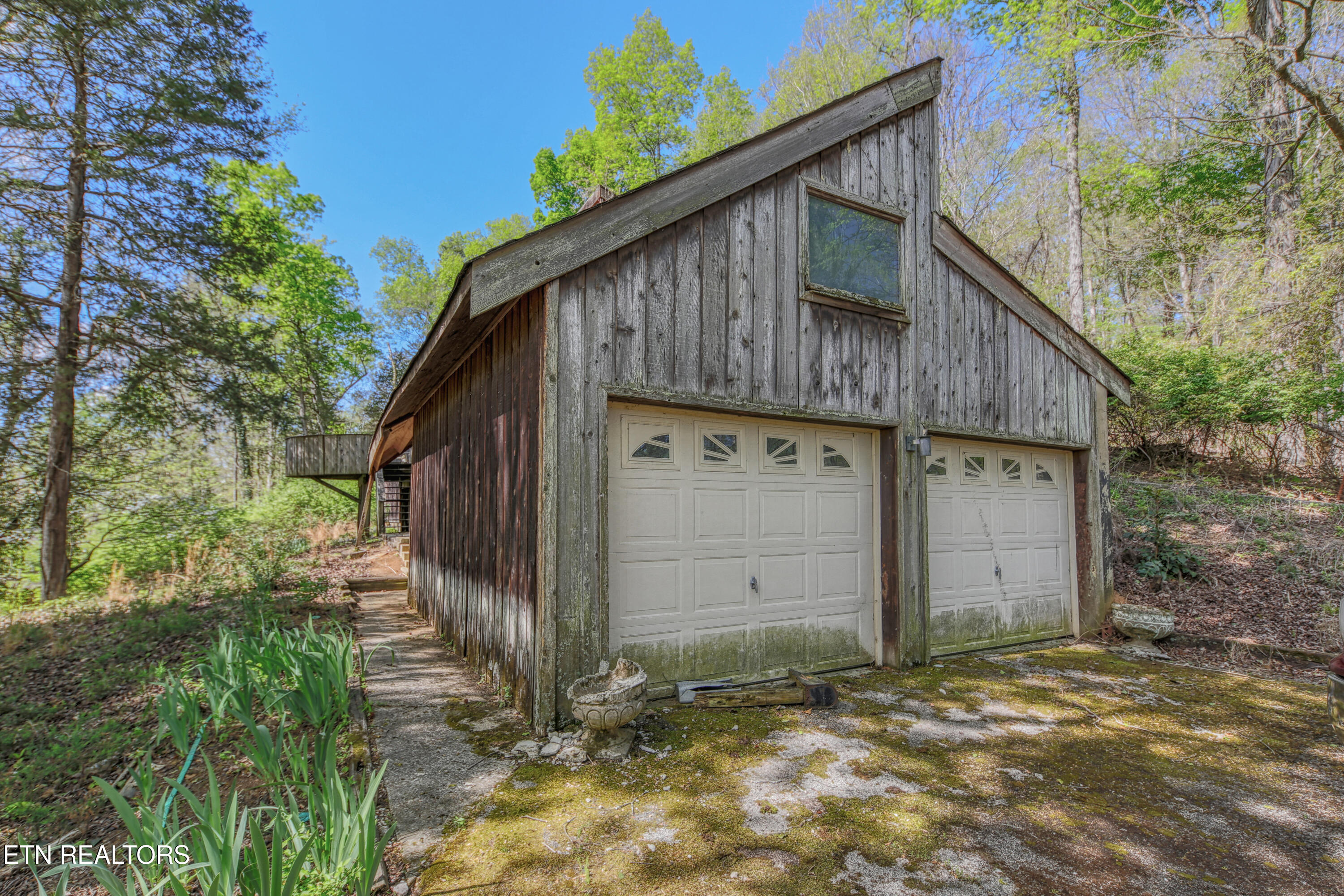 8833 Cove Point Lane Knoxville TN 37922