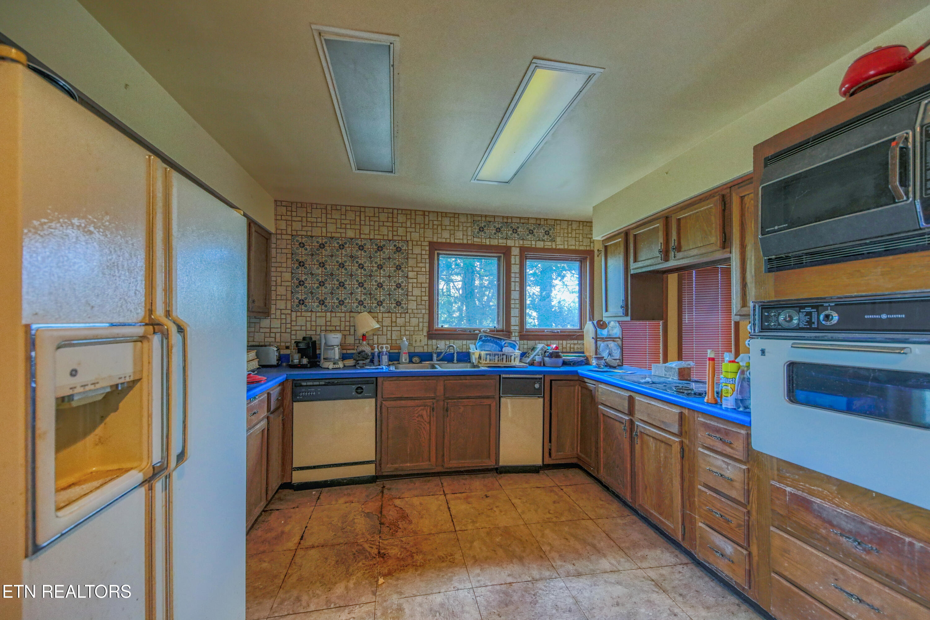 8833 Cove Point Lane Knoxville TN 37922