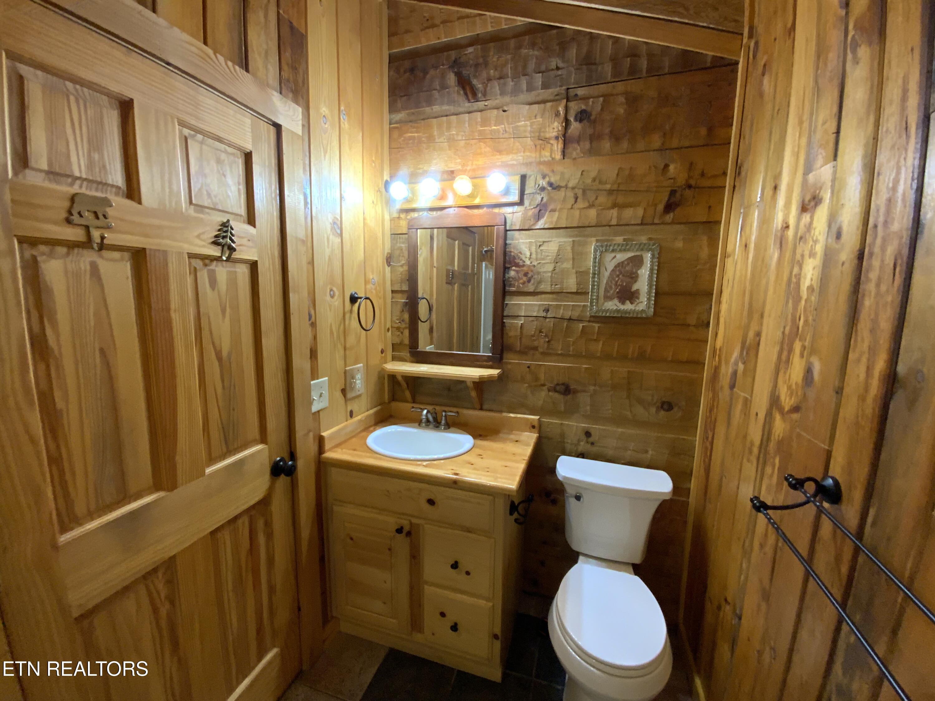 2034 Bales Way Sevierville TN 37876