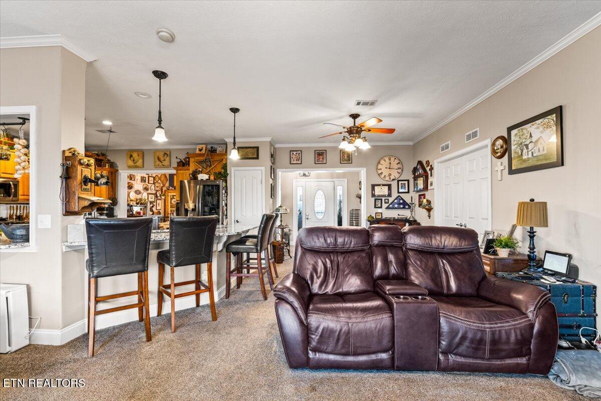 1048 Deerfield Way Lafollette TN 37766