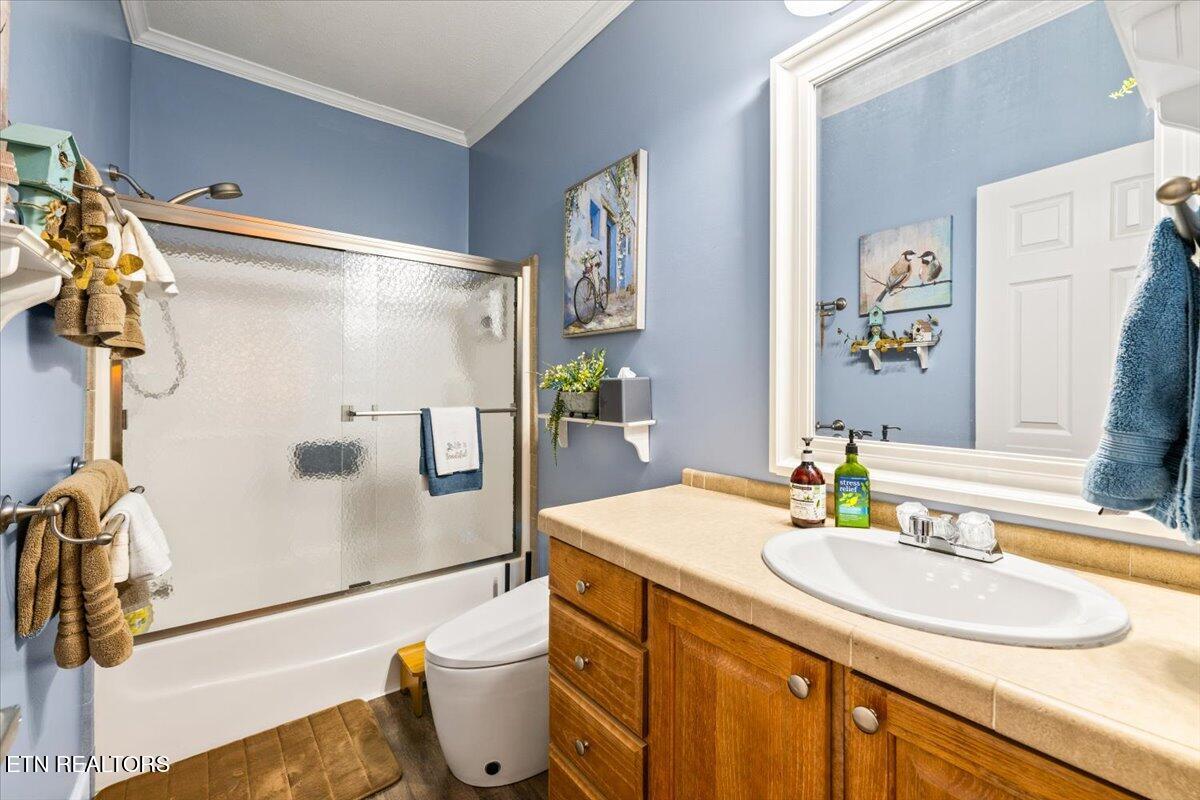 1048 Deerfield Way Lafollette TN 37766