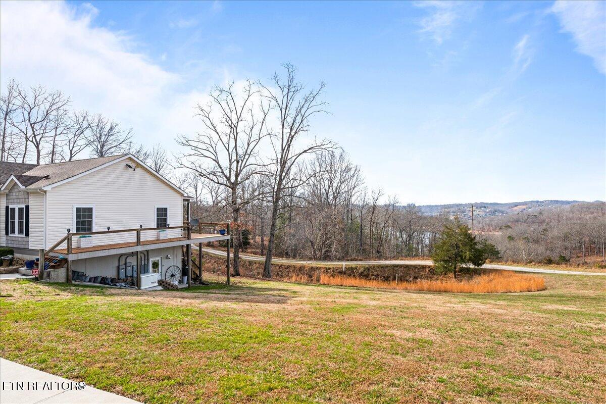 1048 Deerfield Way Lafollette TN 37766